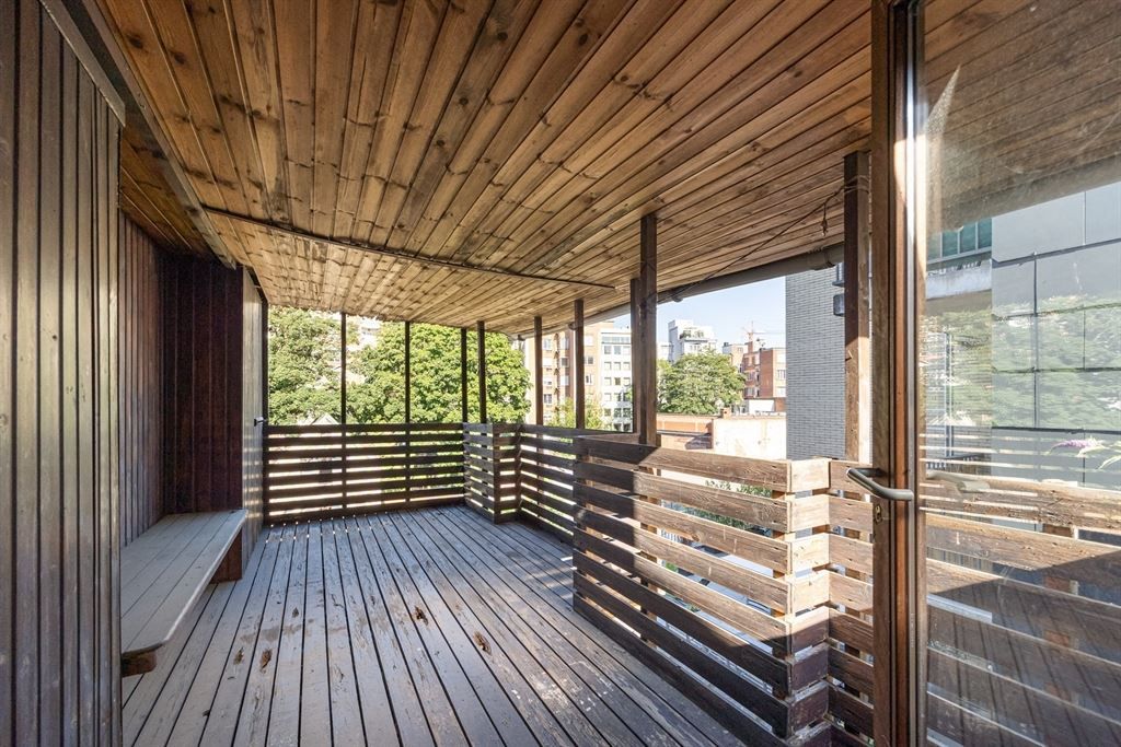 Woning met gigantisch magazijn te renoveren foto 21