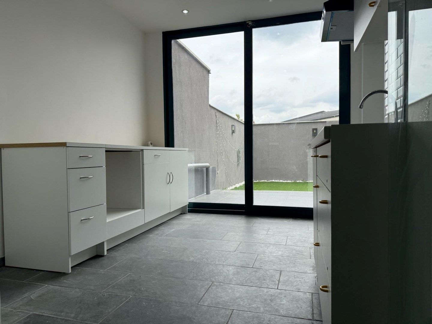Kantoorruimte te huur op toplocatie in Gent foto 5