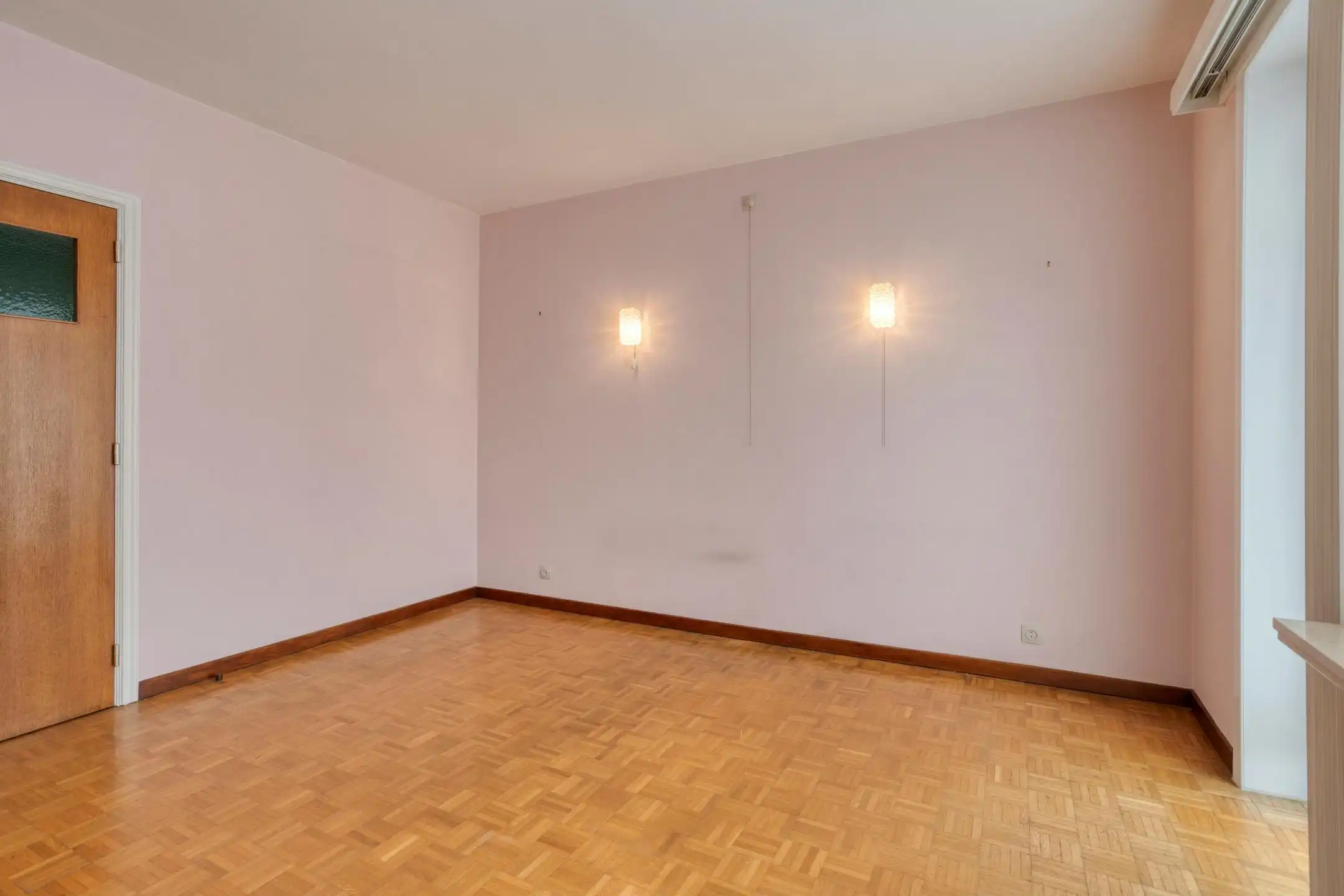 Uitzonderlijk ruim appartement te koop in hartje Kortrijk foto 12