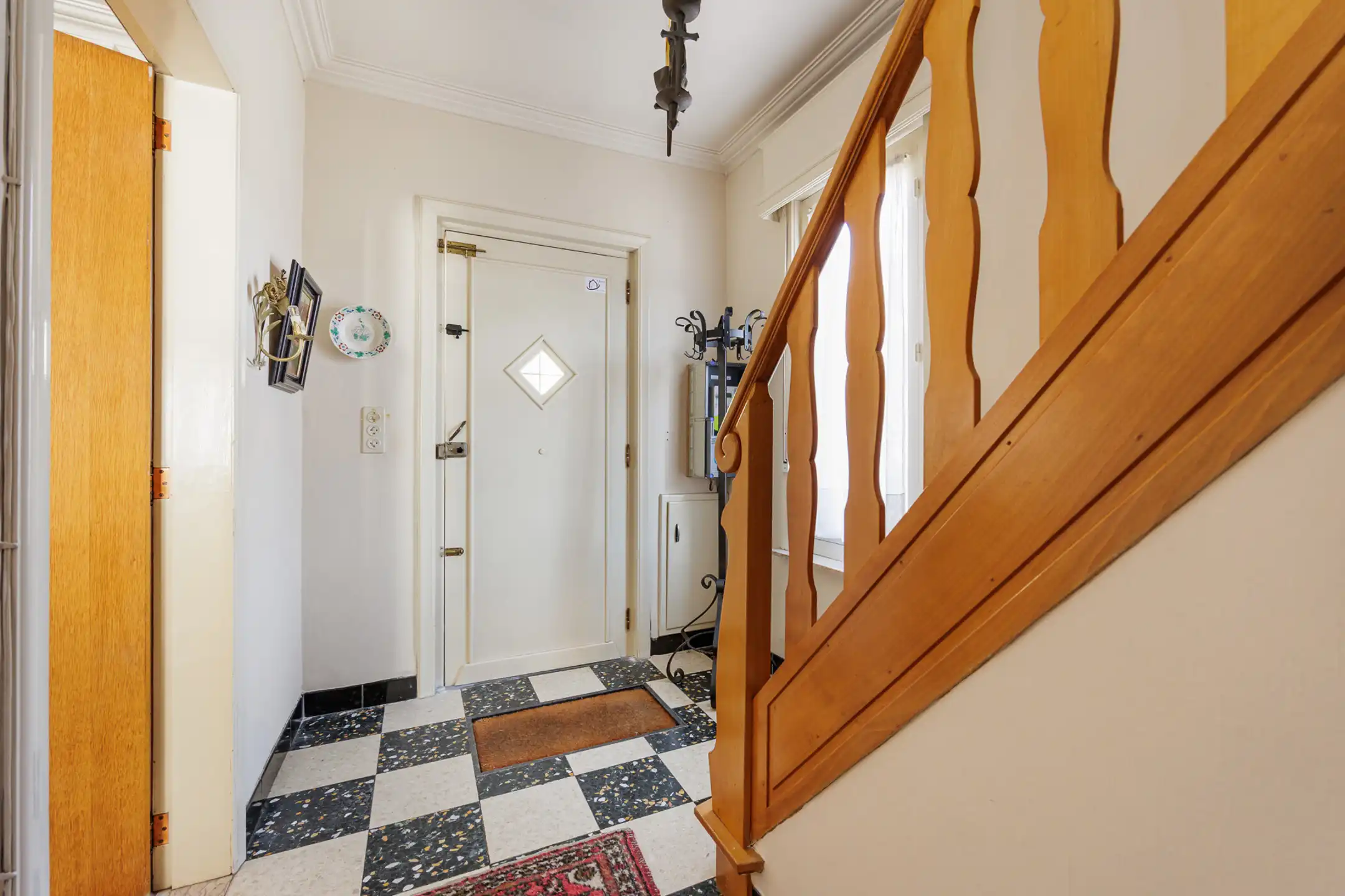 Te renoveren woning op  gunstig gelegen Z-perceel van 523 m² foto 4