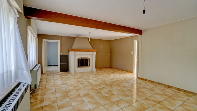 Te renoveren woning in het centrum op 6 are 87 ca foto 5