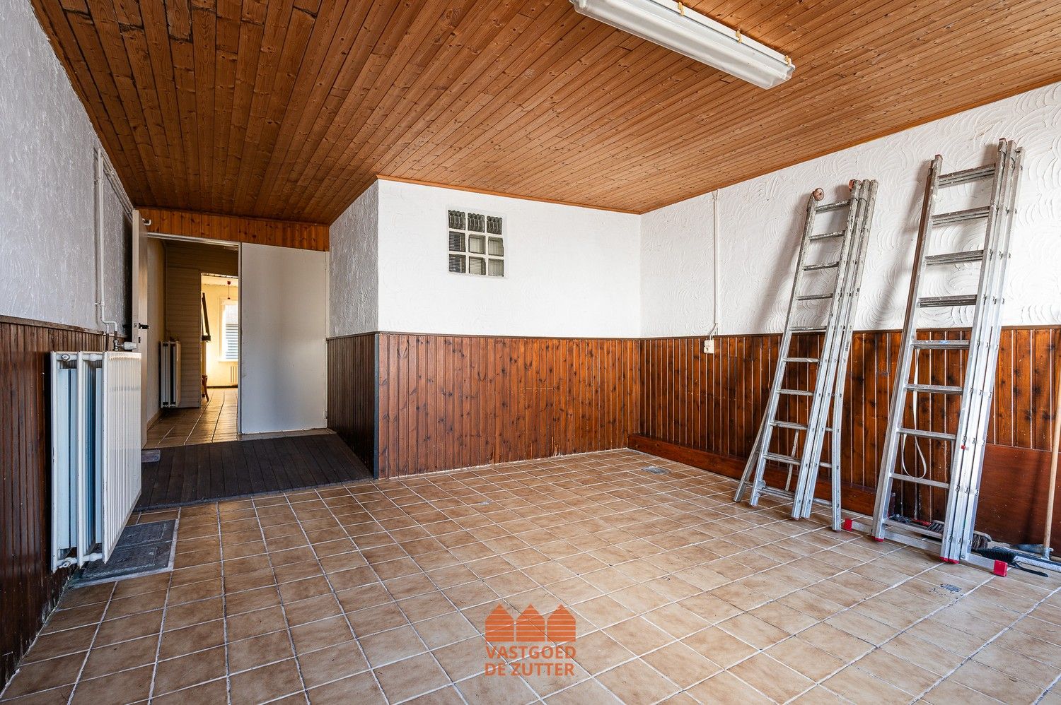 Ruime woning met handelspand in het centrum van Boekhoute foto 19