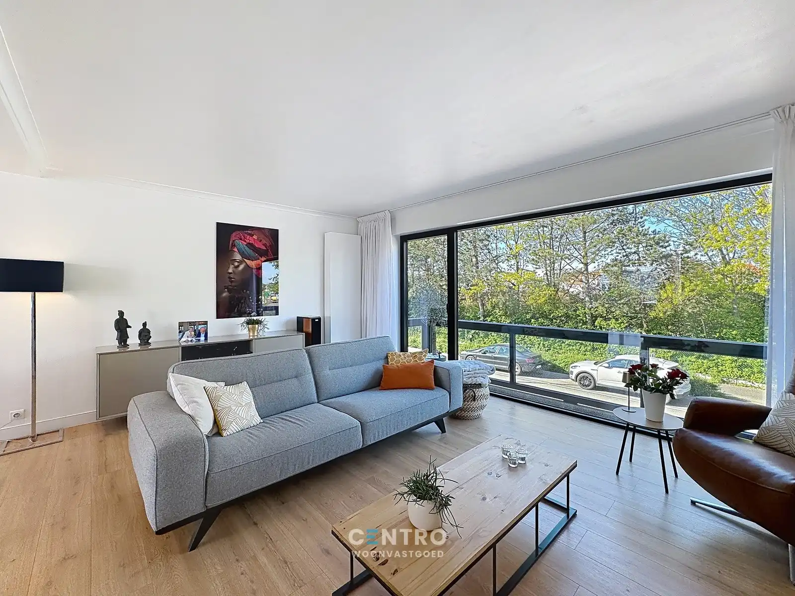 Gezellige woning te Uitkerke met 3 à 4 slpks, DUBBELE garage en LEUKE tun! foto 3