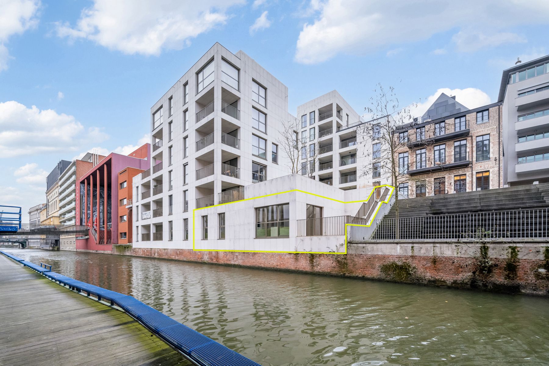 Exclusief nieuwbouwappartement op de Kouter in Gent foto {{pictureIndex}}