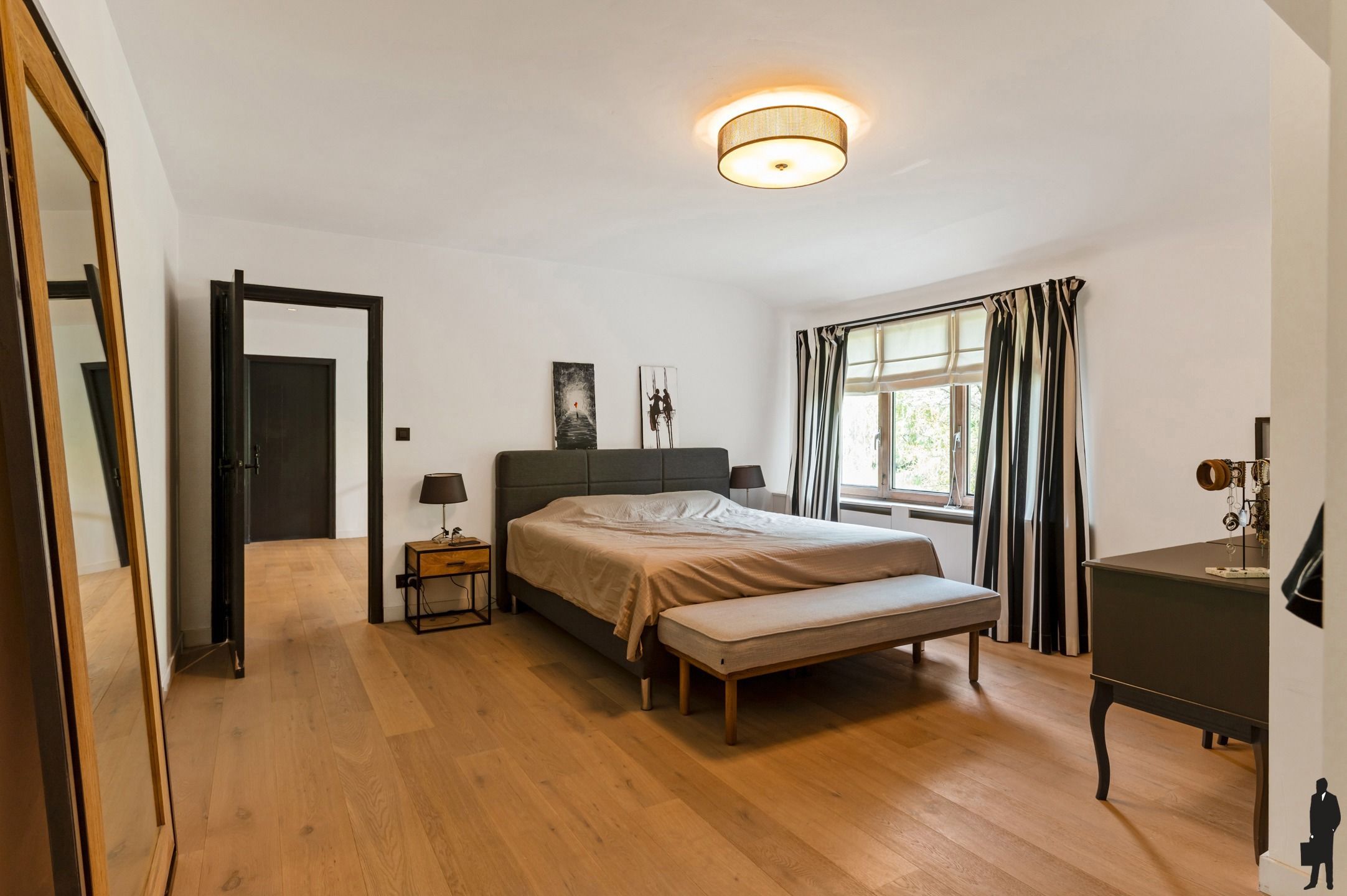 Stijlvolle gezinswoning op perceel van 2.165 m² in residentiële wijk Den Drijhoek foto 16