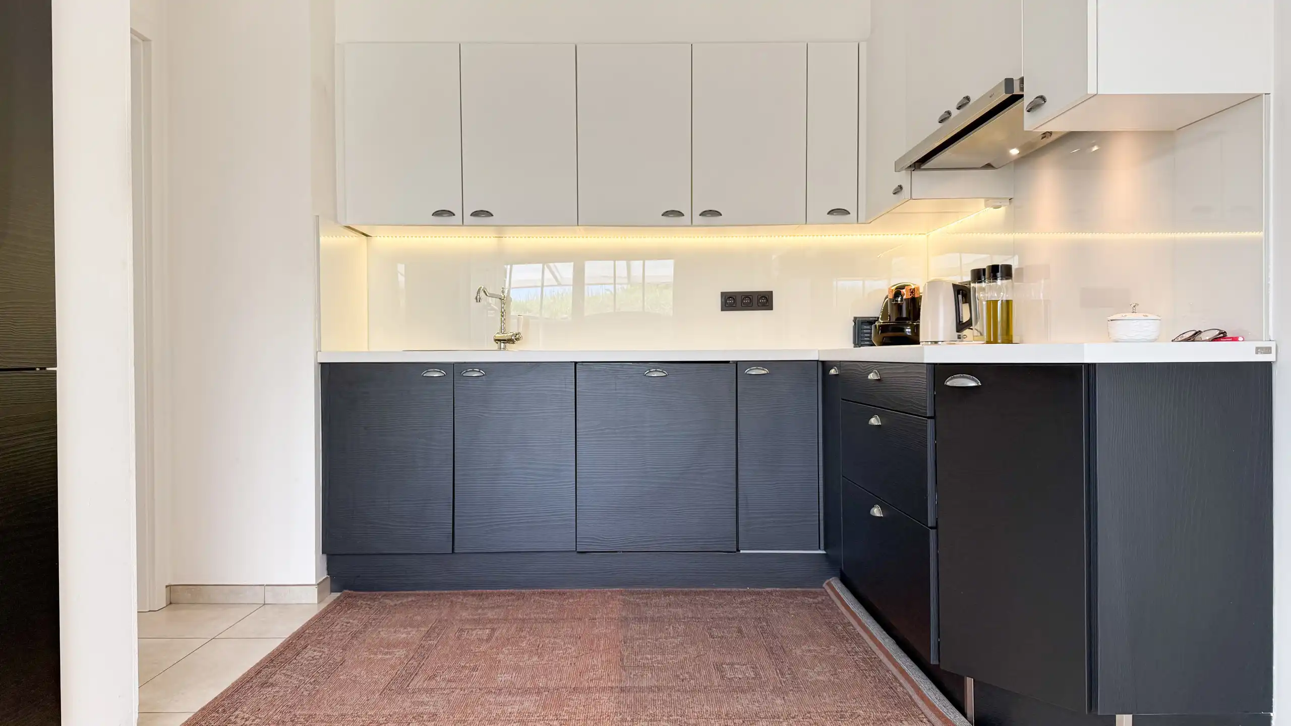 Instapklare gezinswoning met 3 slpk op toplocatie in HH! foto 11