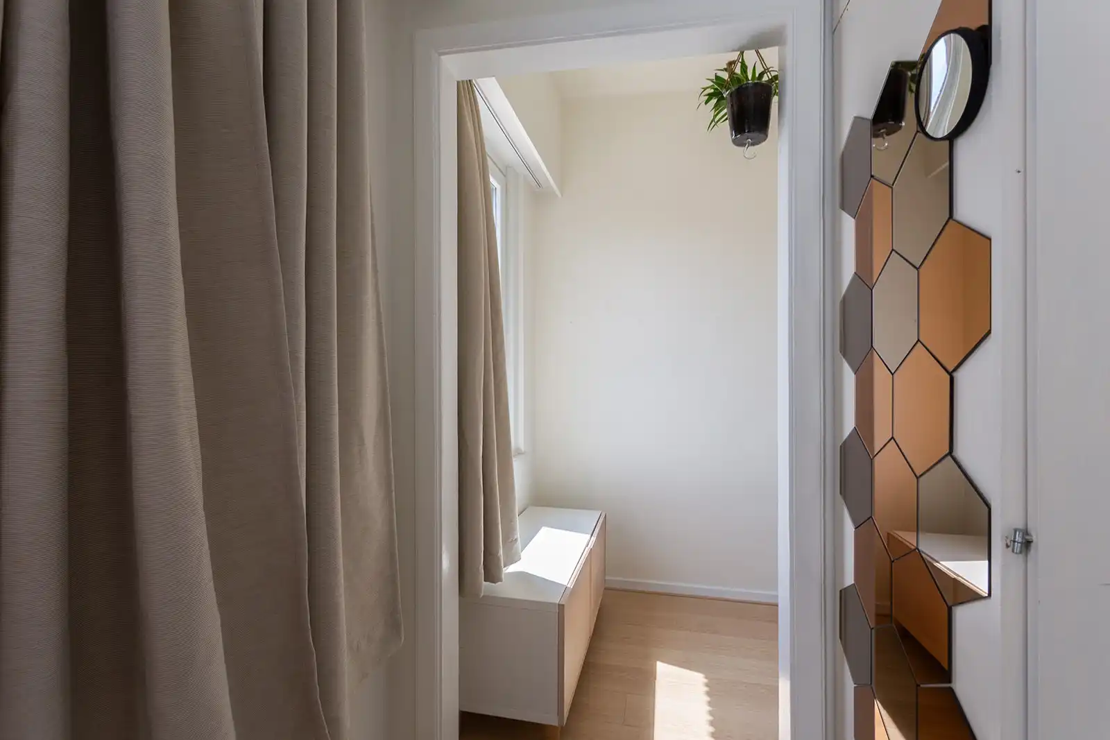 Instapklaar appartement met twee slaapkamers in Wilrijk foto 21