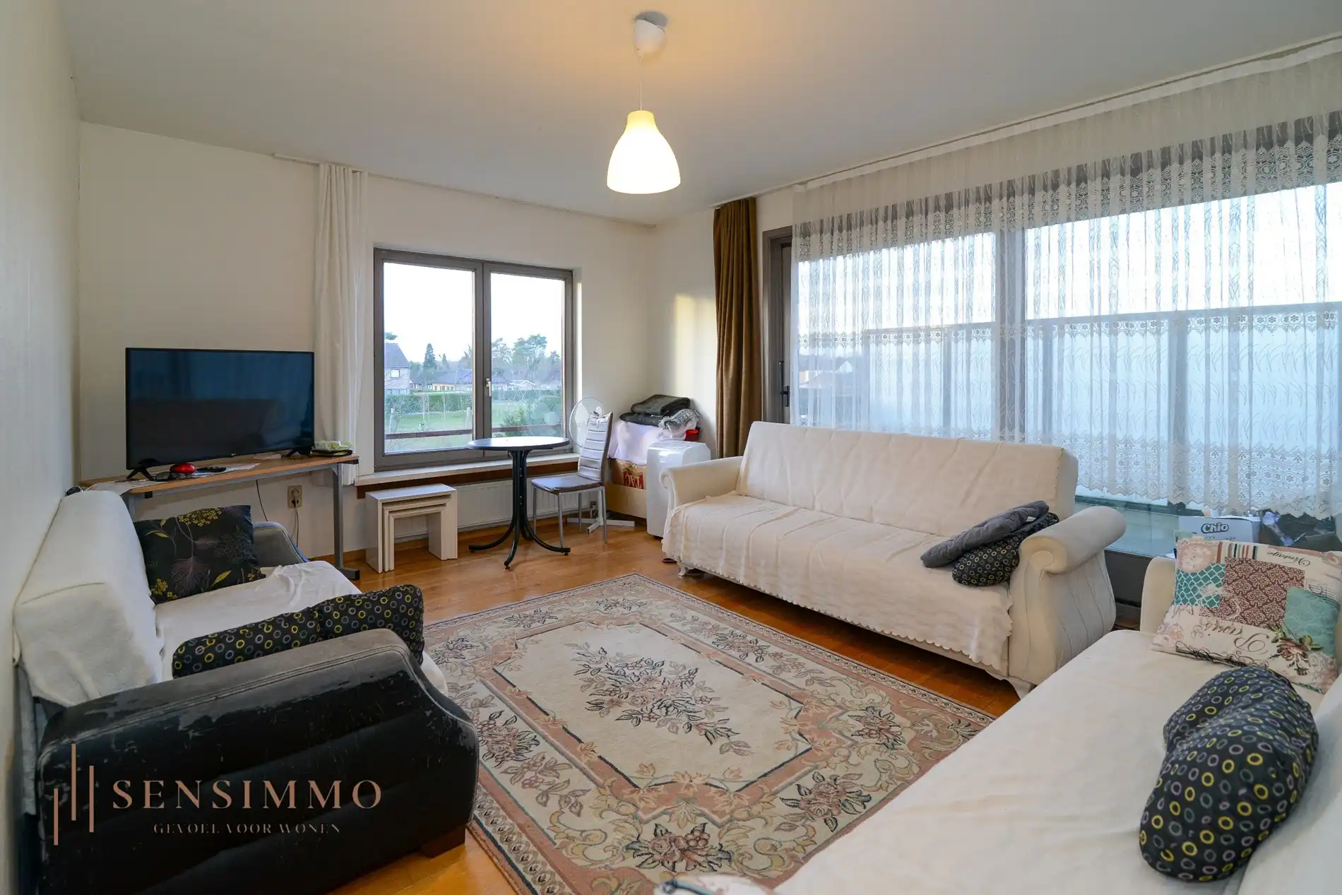 Hoofdfoto van de publicatie: Eenslaapkamer appartement + terras, parking en kelderberging