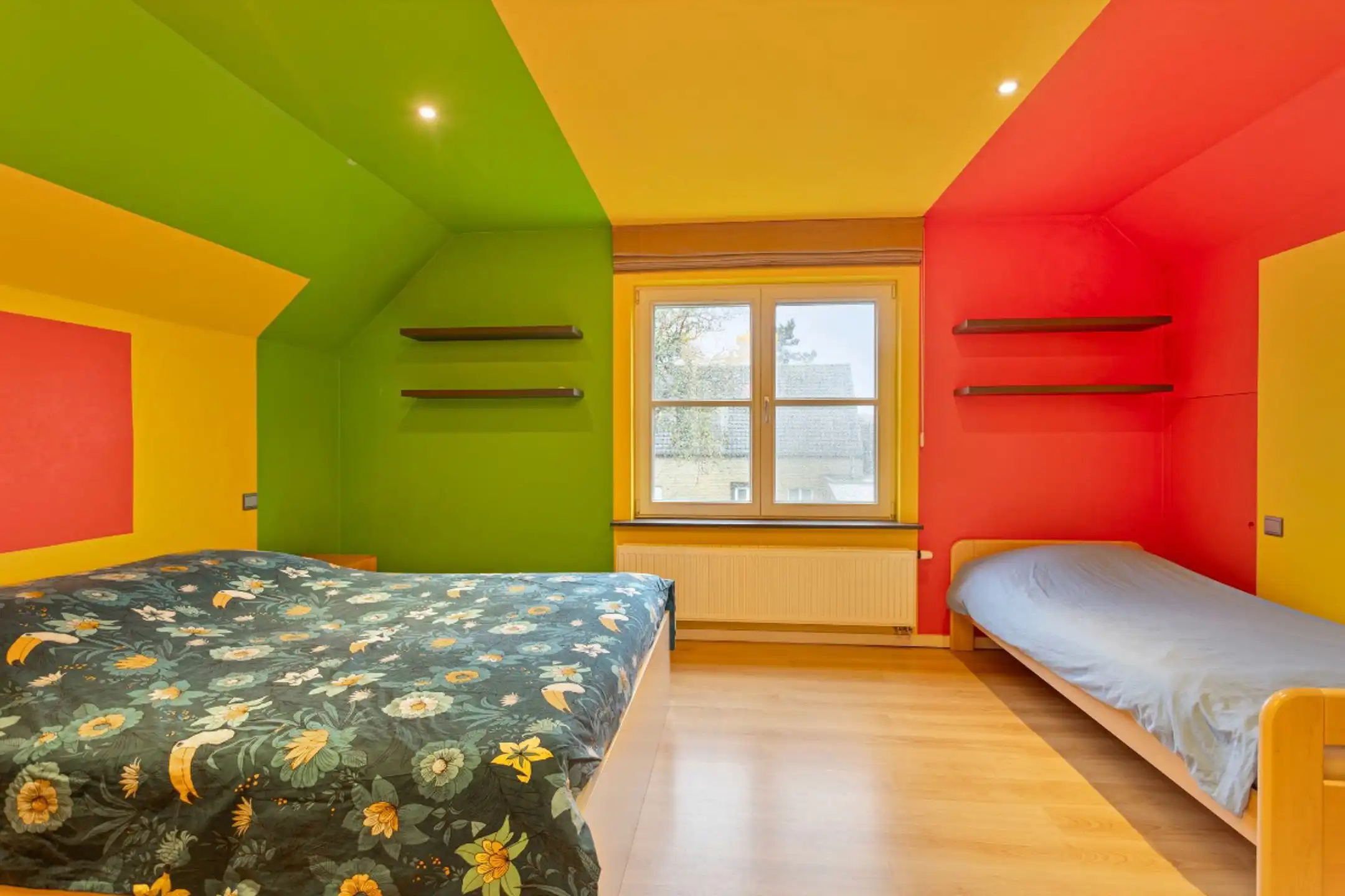 Modern ingerichte villa met loods in Moerkerke foto 20