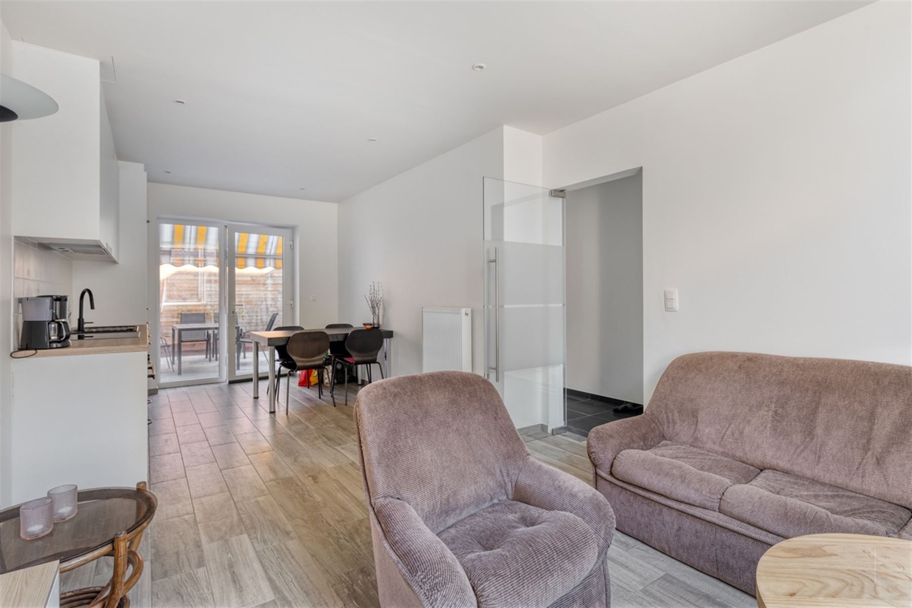 Recent gerenoveerde woning foto 6
