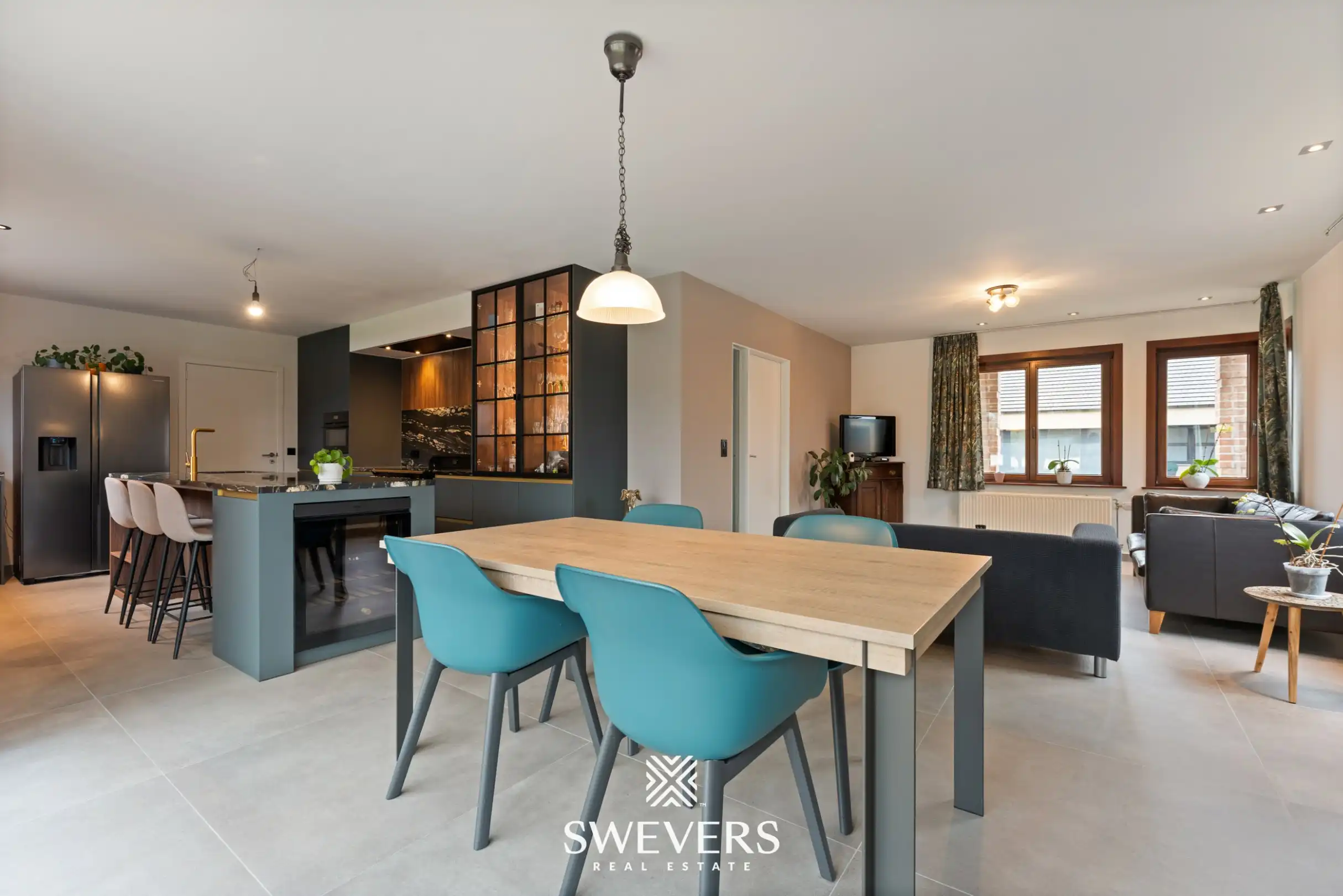 Royale woning met zwembad en 5 slaapkamers foto 9