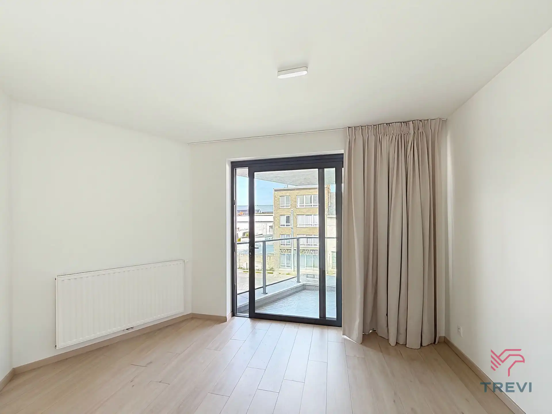 Appartement met 2 slaapkamers + parkeerplaats foto 7