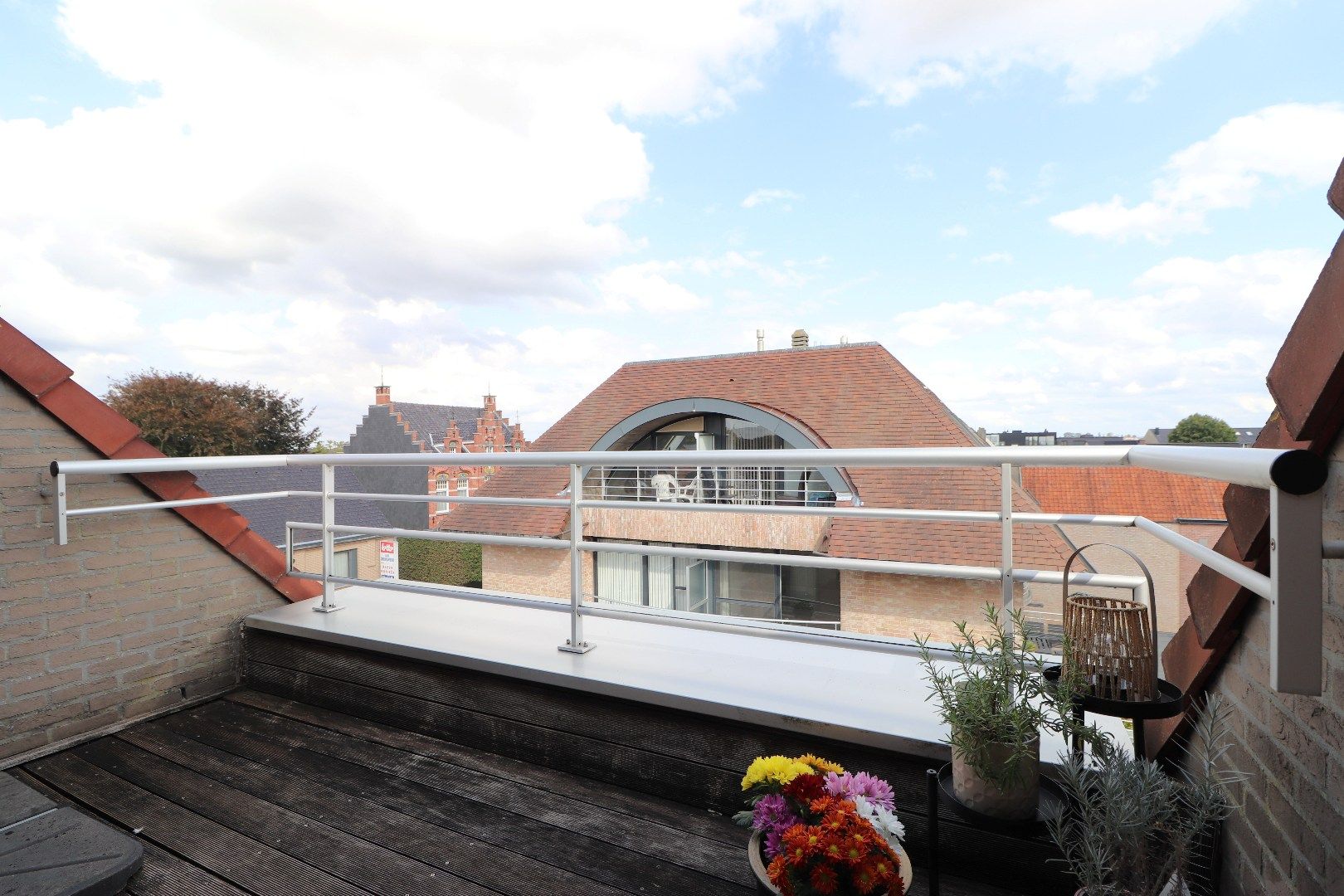 Centraal gelegen appartement met mooi zicht foto 7