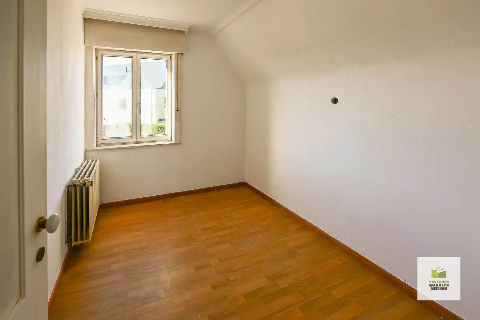 Karaktervolle woning met 3 slpks, 2 garages én zicht over het water  foto 15