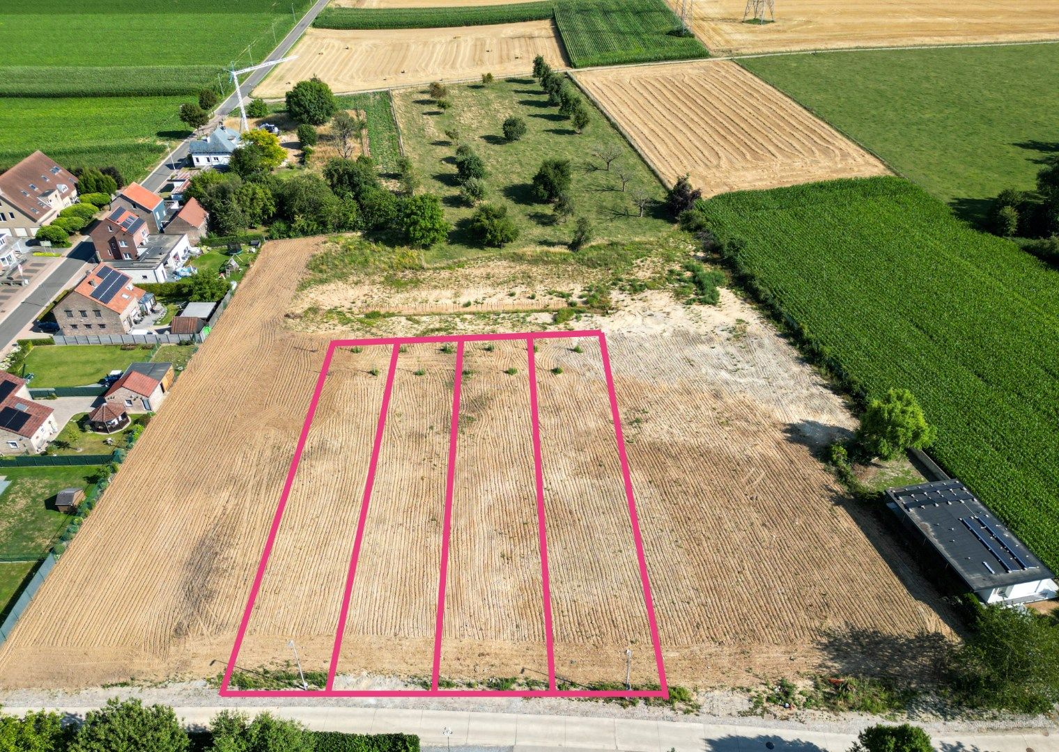 Projectgrond voor 4 halfopen bebouwingen foto {{pictureIndex}}