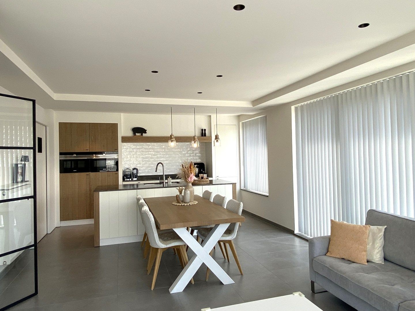 PRACHTIGE INSTAPKLARE PENTHOUSE IN HARTJE PITTEM! foto 3