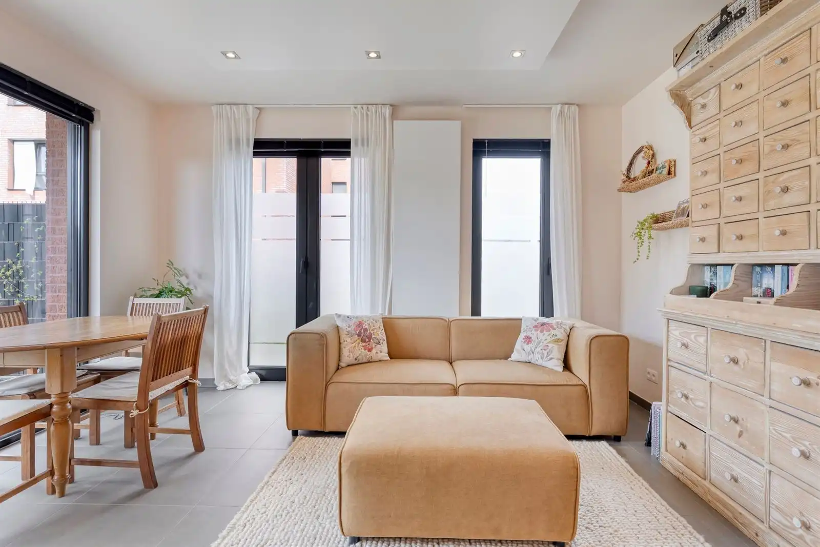 Rustig gelegen en instapklaar appartement met 1 slaapkamer, ruime tuin en private autostaanplaats. foto 4