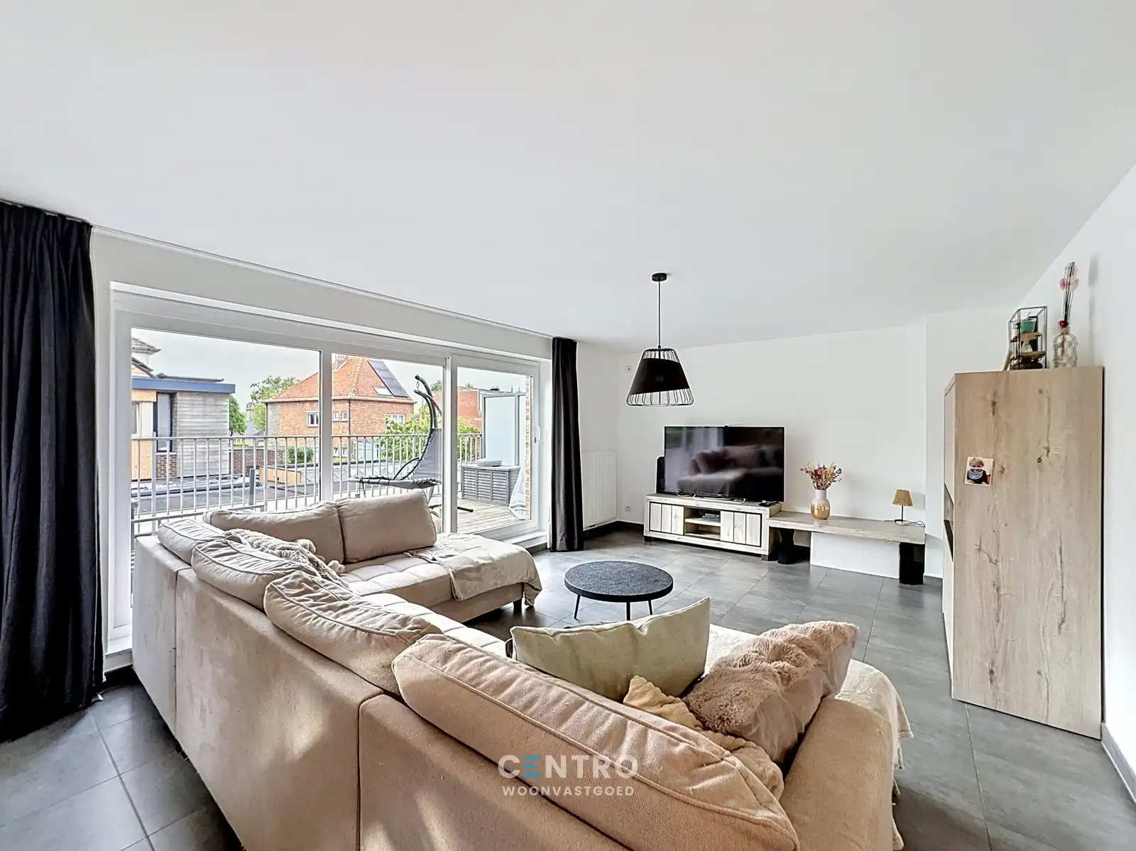 Instapklaar RUIM appartement met 3 RUIME slpks +  ruim ZUDgericht terras! foto 2