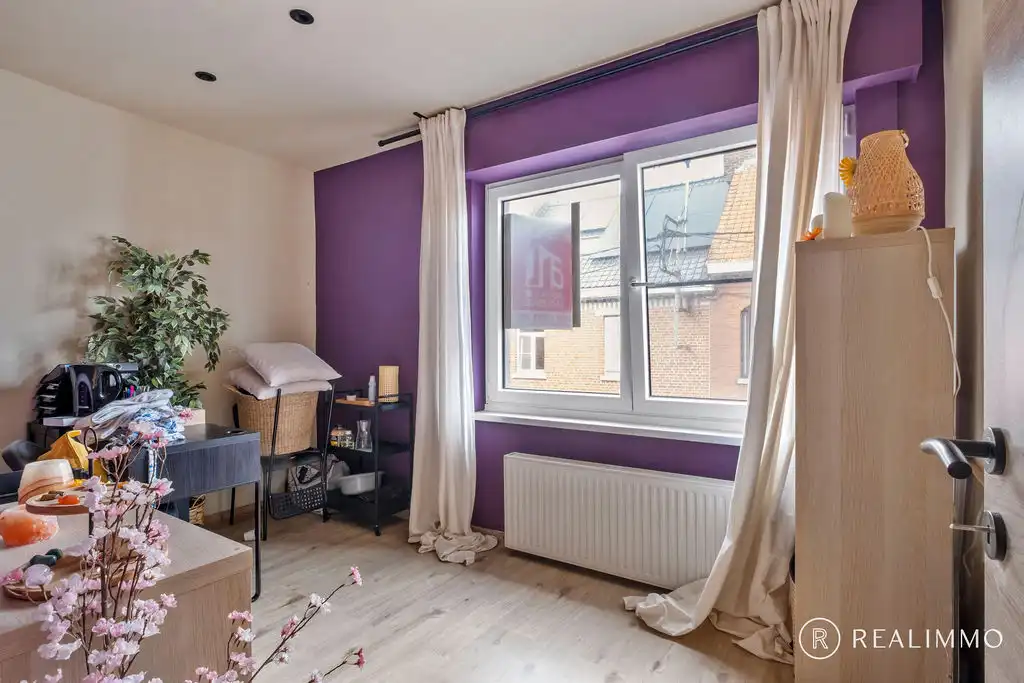 Gerenoveerde en energiezuinige gezinswoning in Aalbeke foto 10