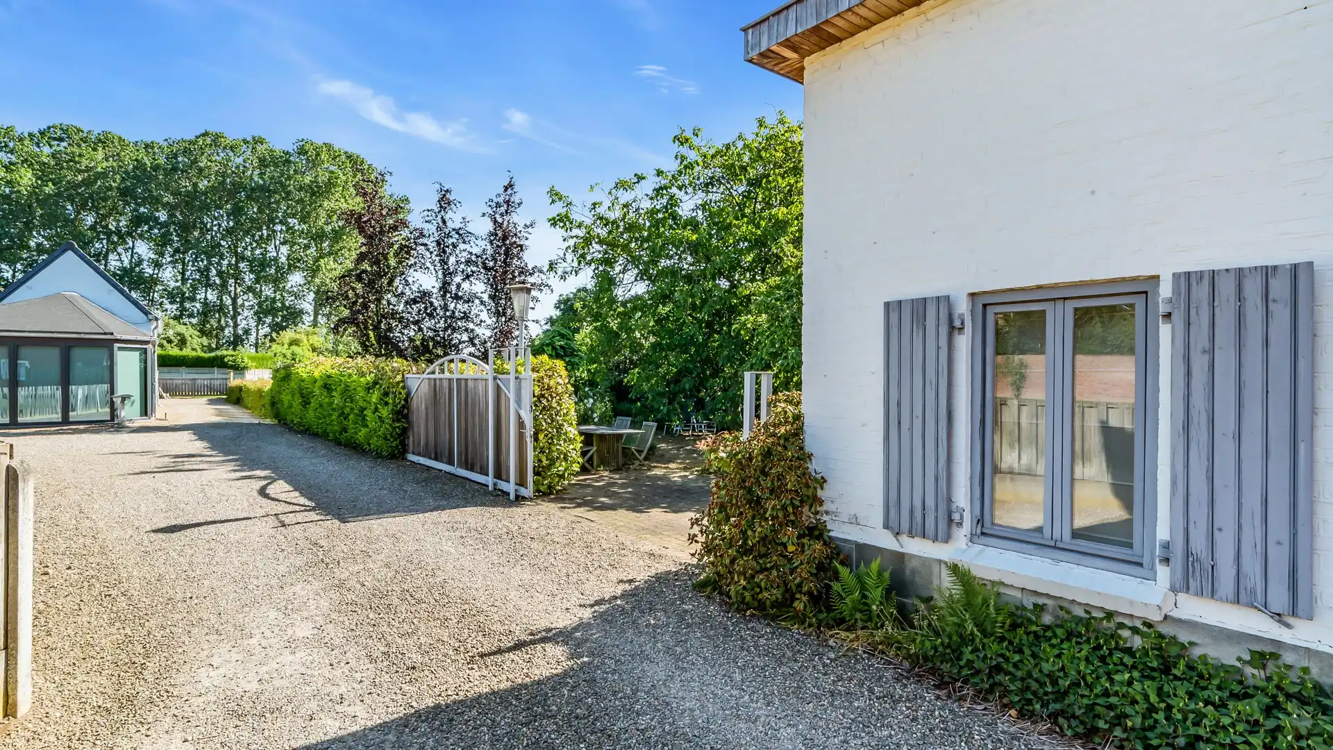 Authentieke hoevewoning met 4 slaapkamers, royale leefruimtes en idyllische ligging in het rozendorp Geistingen foto 3