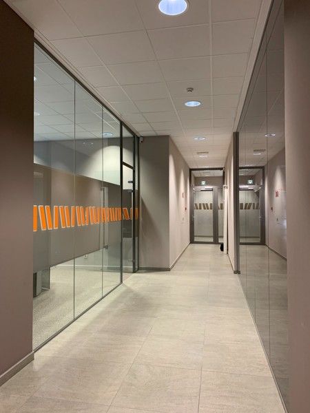 Instapklaar handelsgelijkvloers Te Huur en Te Koop foto 31