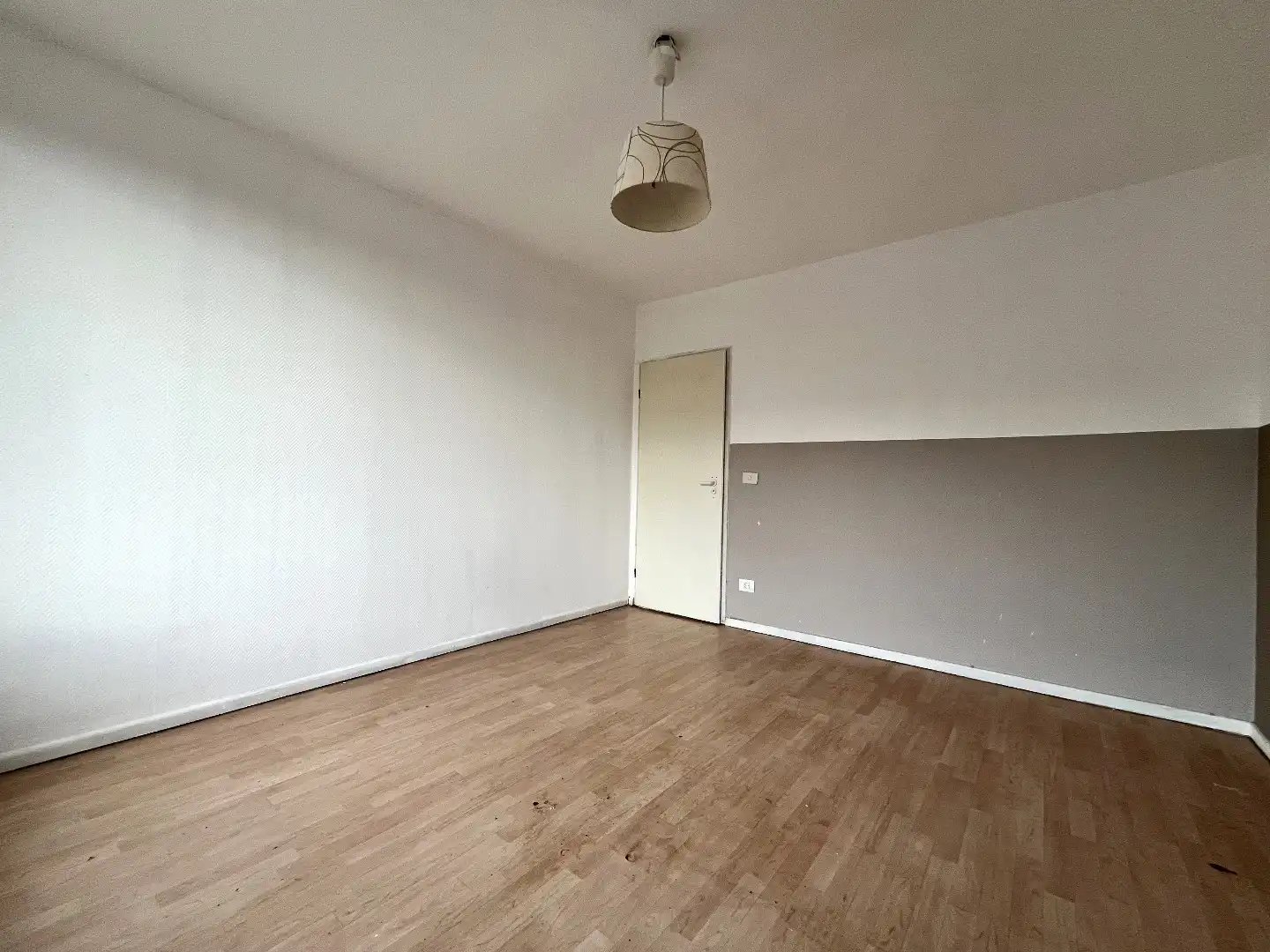 2-slpk appartement met terras te Borsbeek foto 8