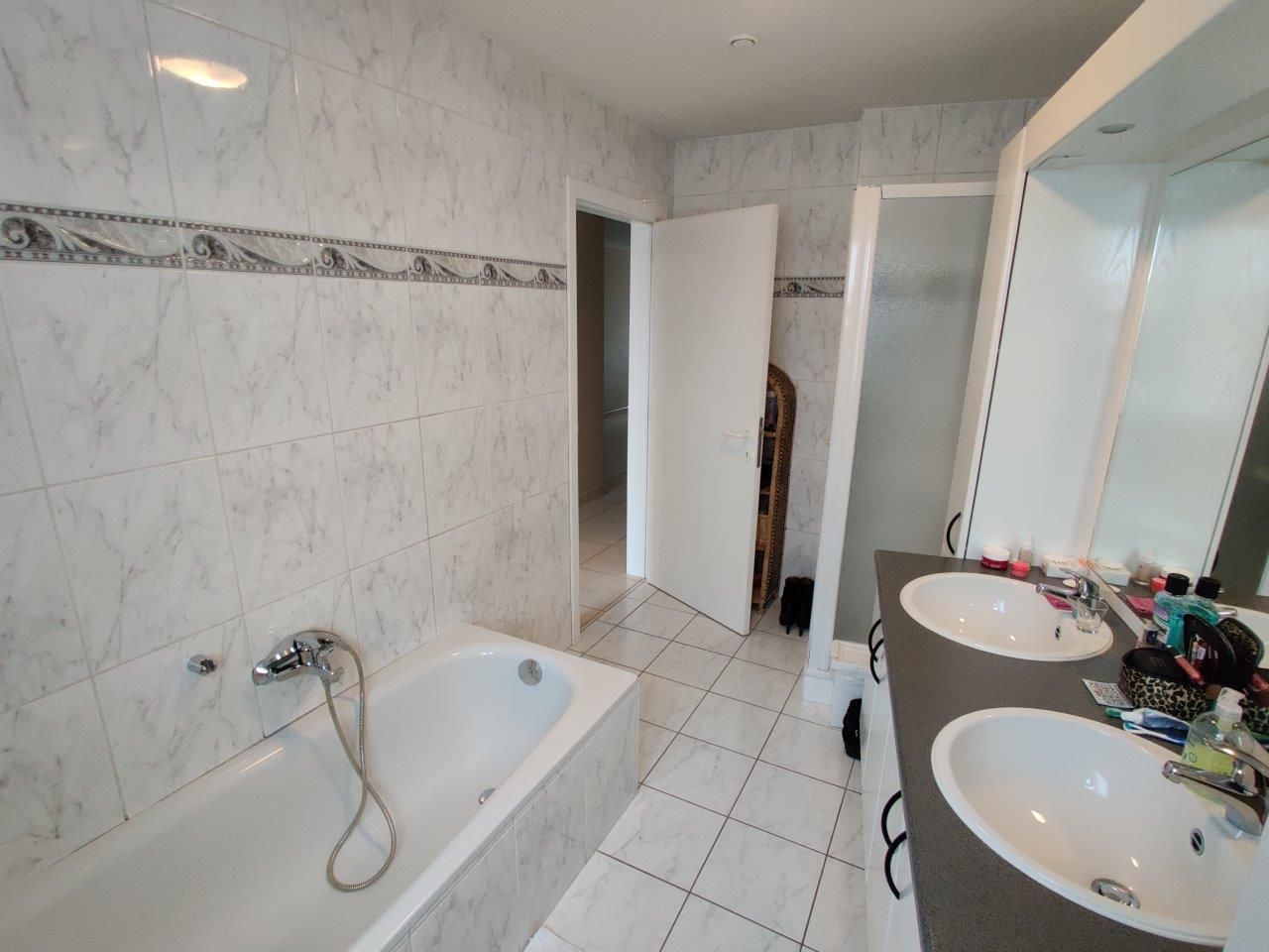 Ruim appartement met 1 slaapkamer  foto 13