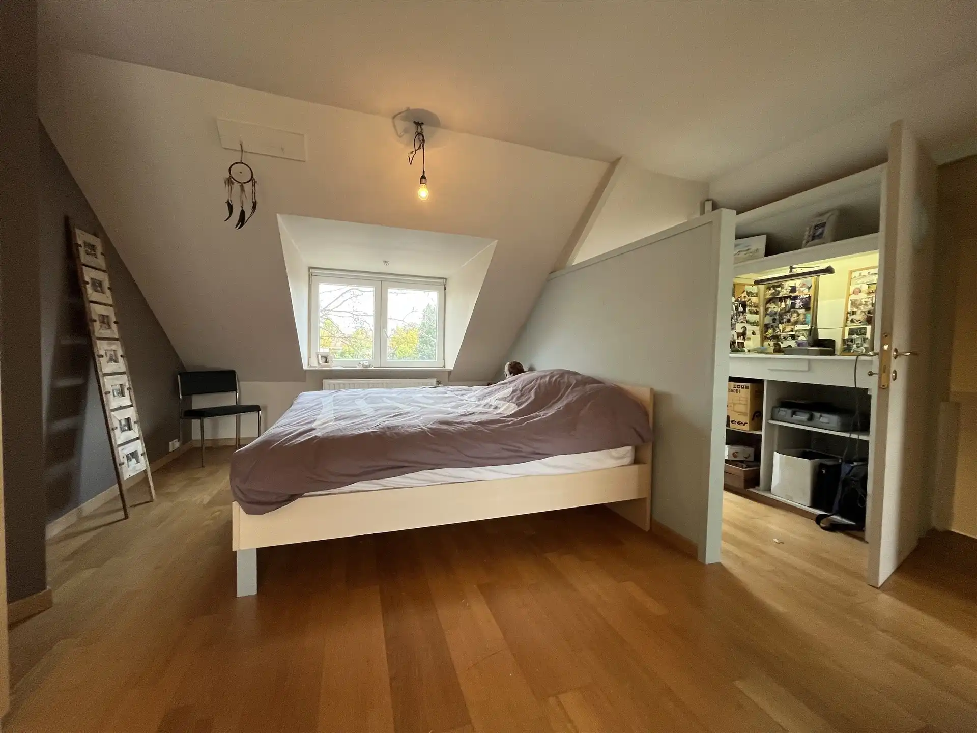 Halfopen bebouwing met garage en tuin foto 13