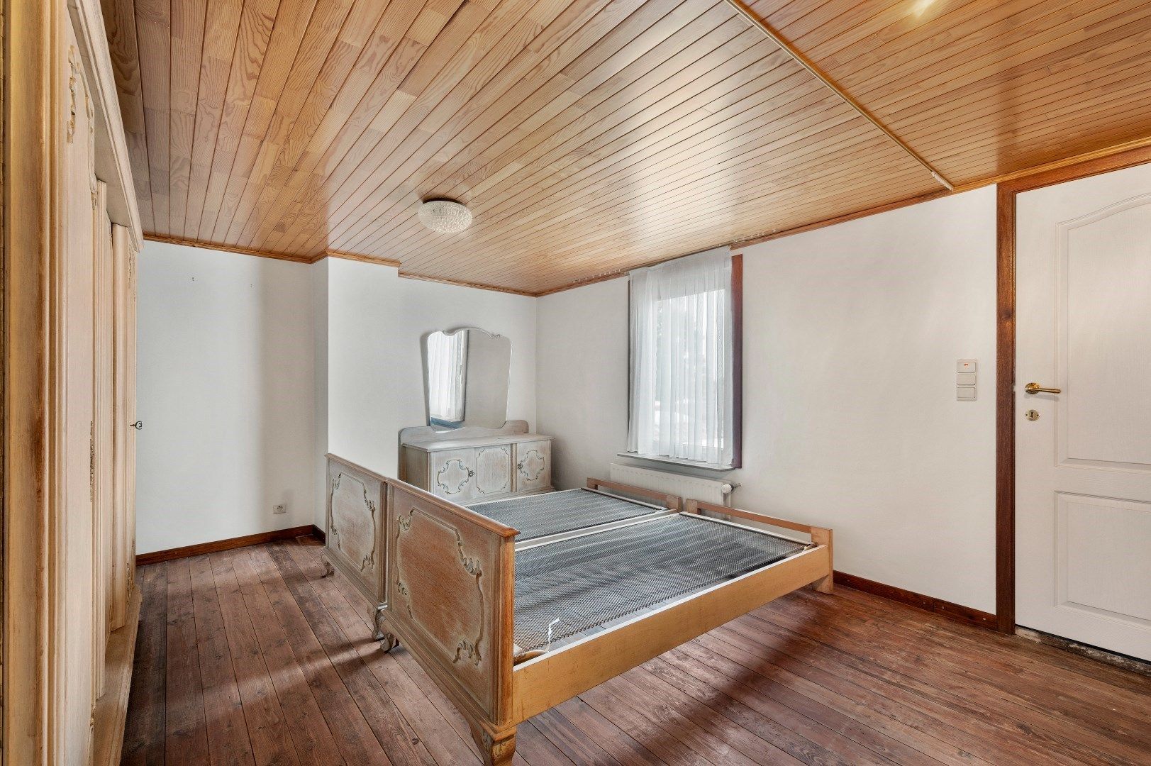 Verrassend ruime woning met 2 slaapkamers en gezellige tuin. foto 5