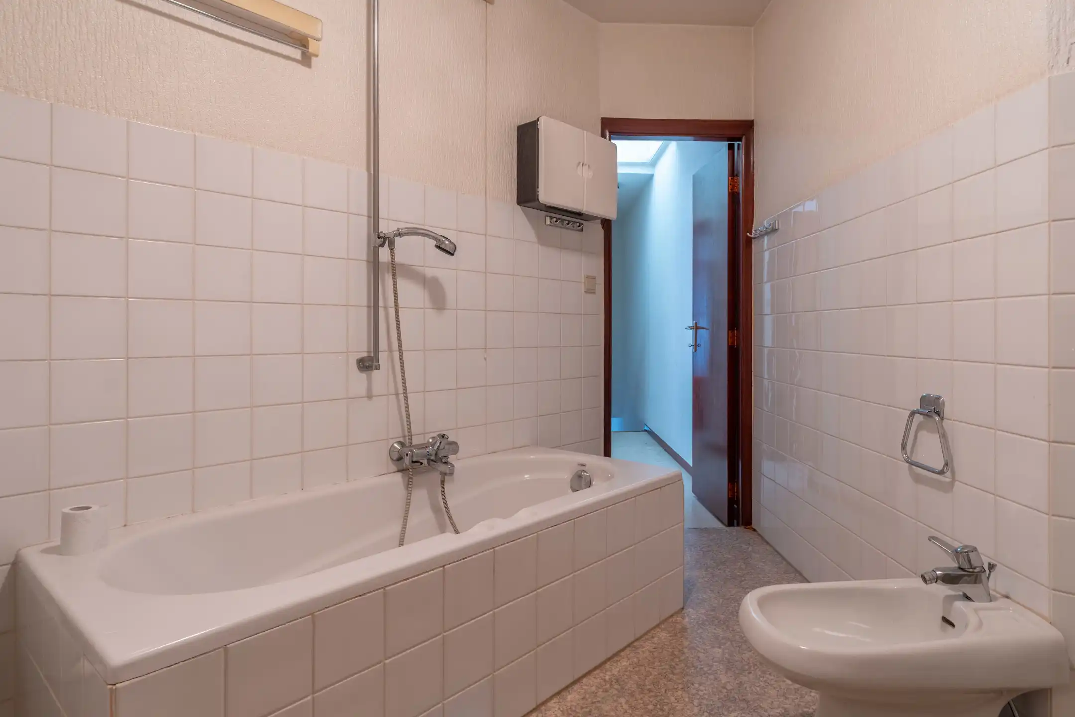 Te renoveren woning mét 1 slpk en garage op toplocatie te Turnhout  foto 24