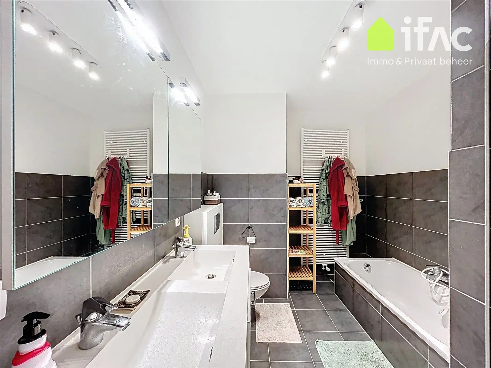 Goed gelegen en energiezuinige 3 slaapkamerwoning foto 12