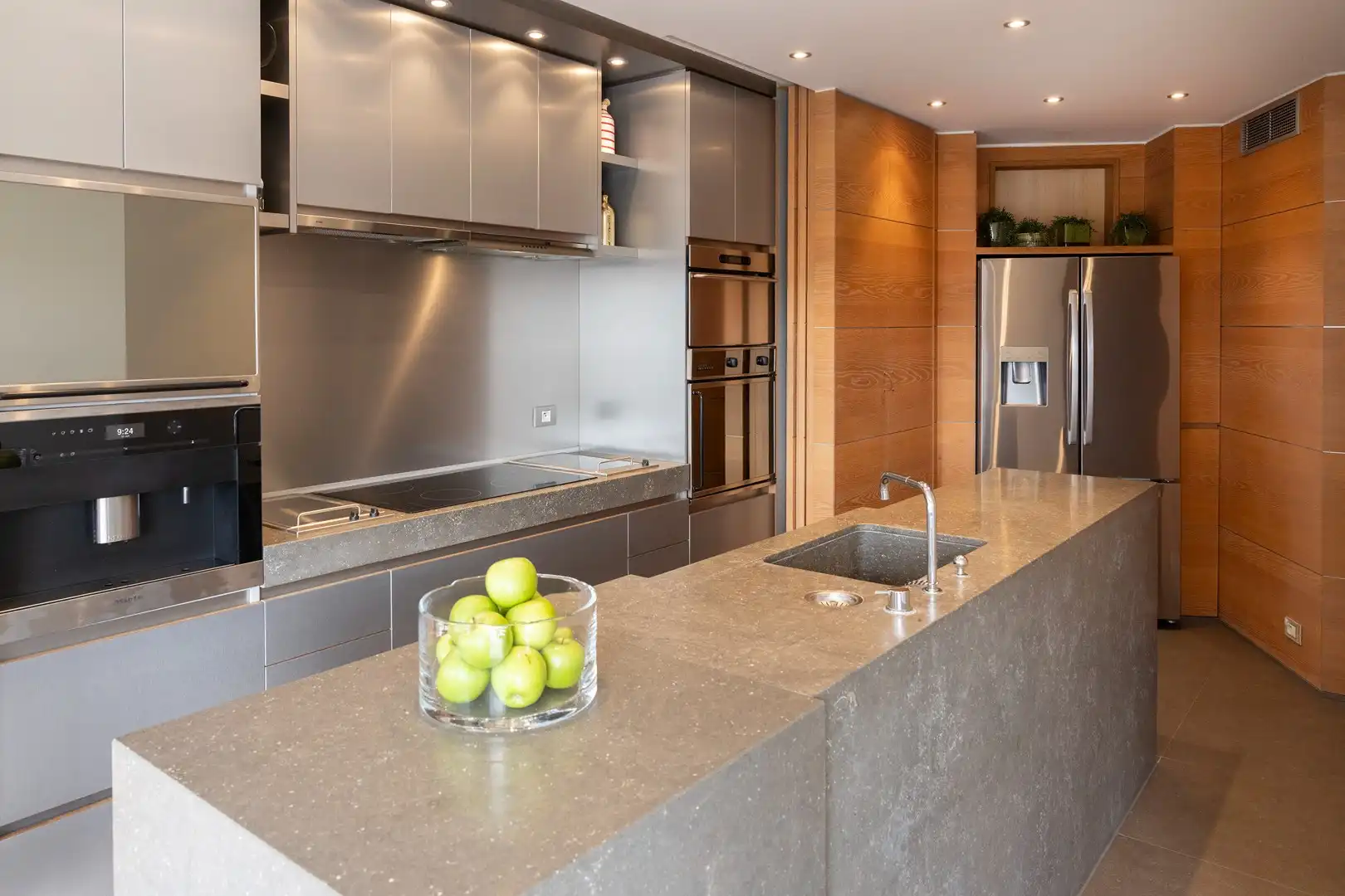 Klassevol appartement met aangenaam zicht op de Markt. foto 7