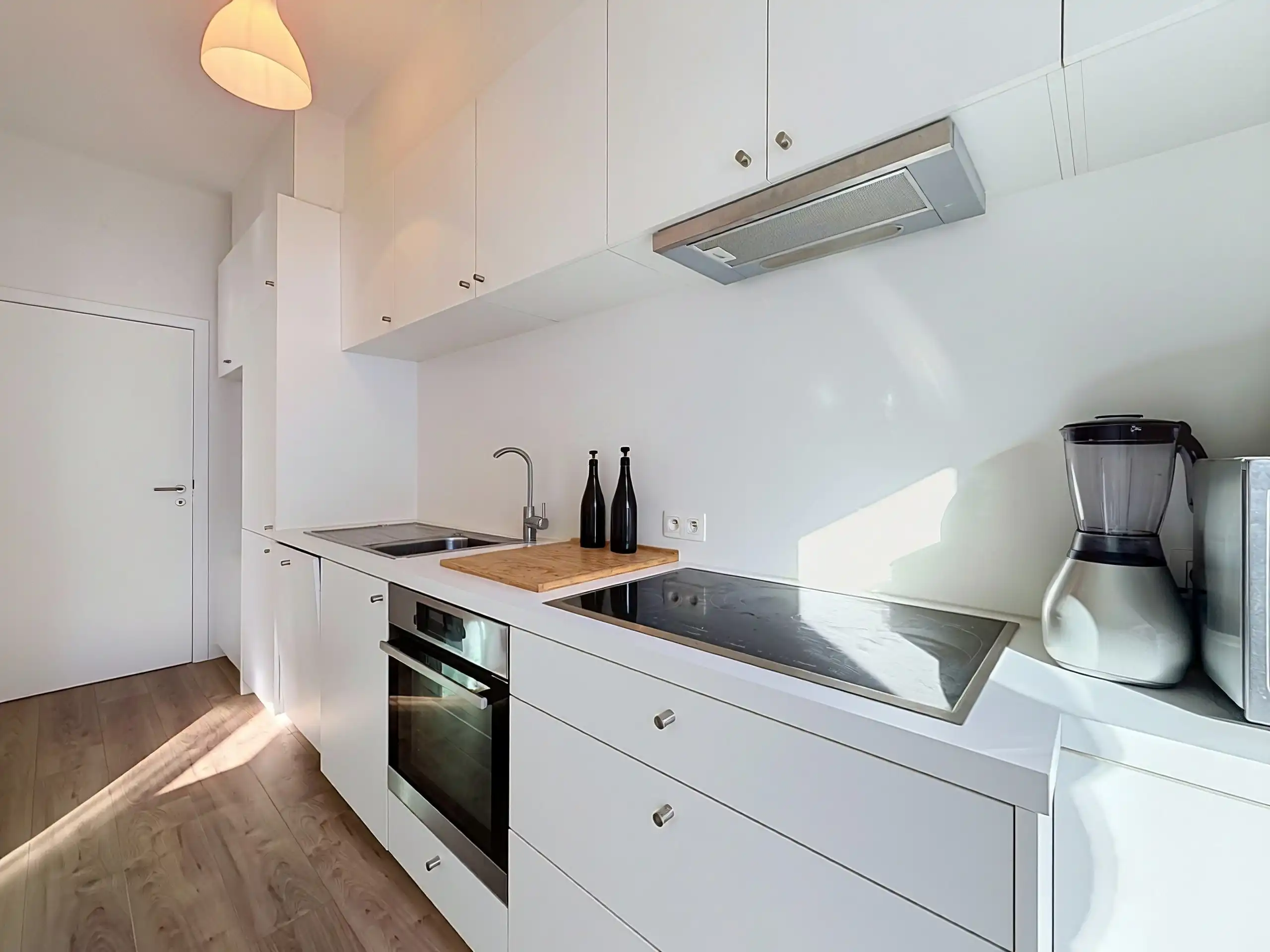 Instapklaar appartement in het centrum van Kortrijk. foto 3