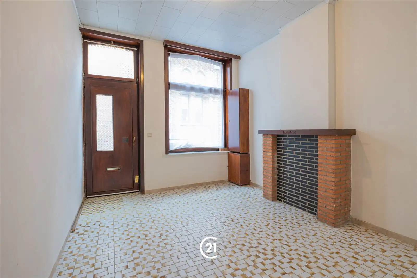 Instapklare woning in het centrum van Zottegem! foto 4