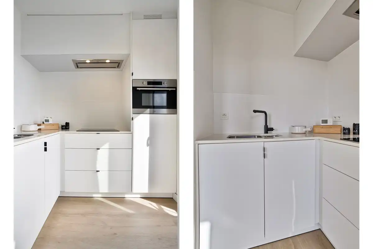 Lichtrijke studio op enkele meters van de zeedijk foto 3