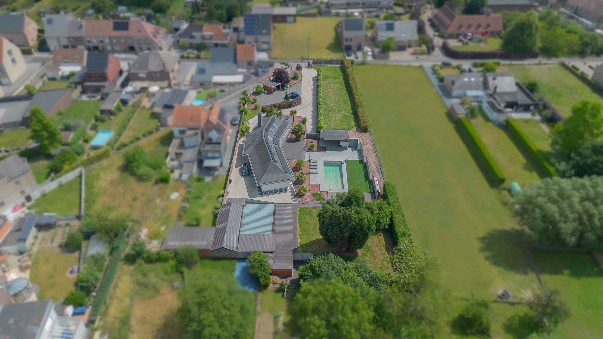 KERKSKEN - Exclusieve villa met vele mogelijkheden! foto 2