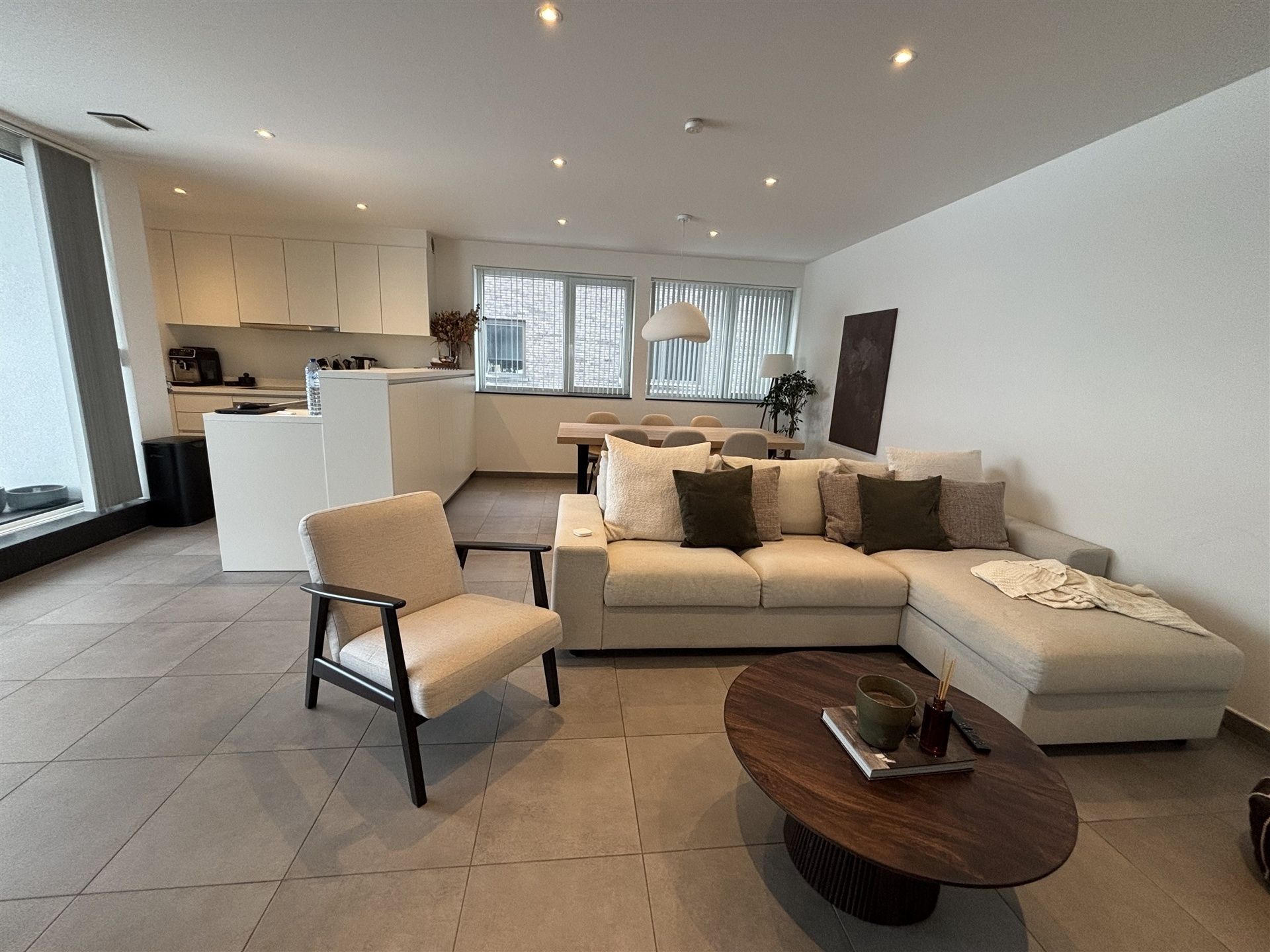 BEZOEKEN VOLZET- Appartement met twee autostaanplaatsen foto 2