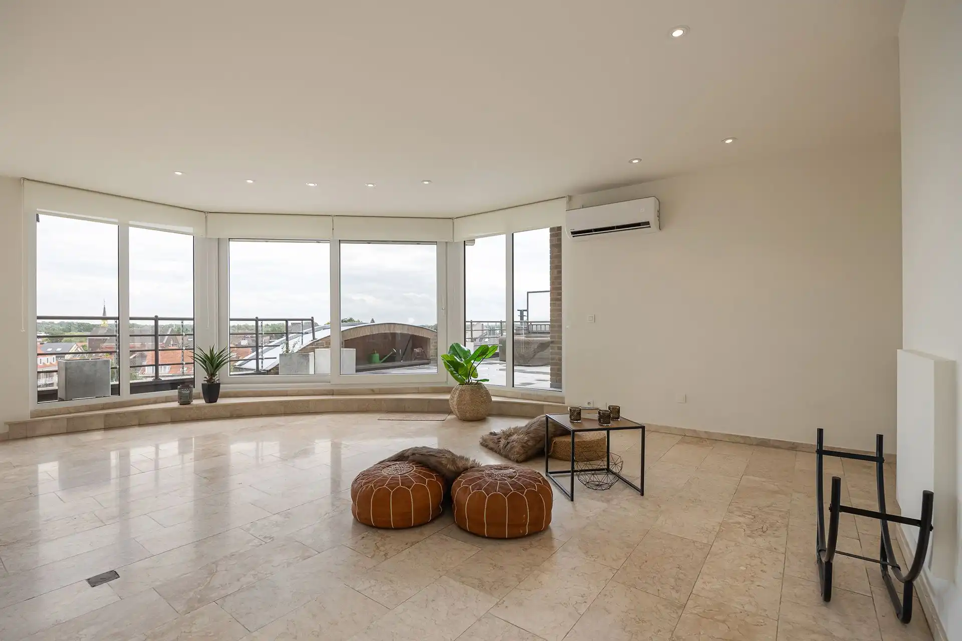 Uniek penthouse van 150 m² met zonovergoten terras van 90 m² in centrum Boom foto 3
