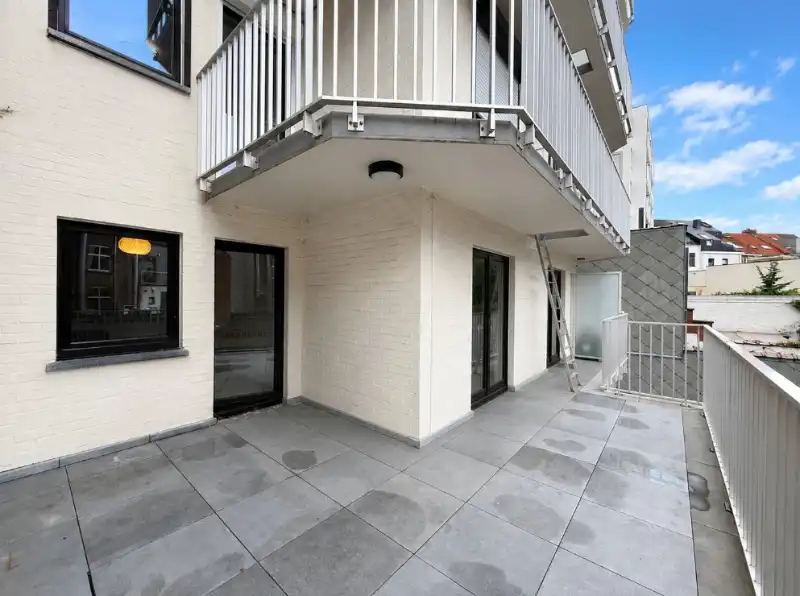 Ruim 3-slaapkamerappartement met groot terras en groen zicht op het Citadelpark foto 13