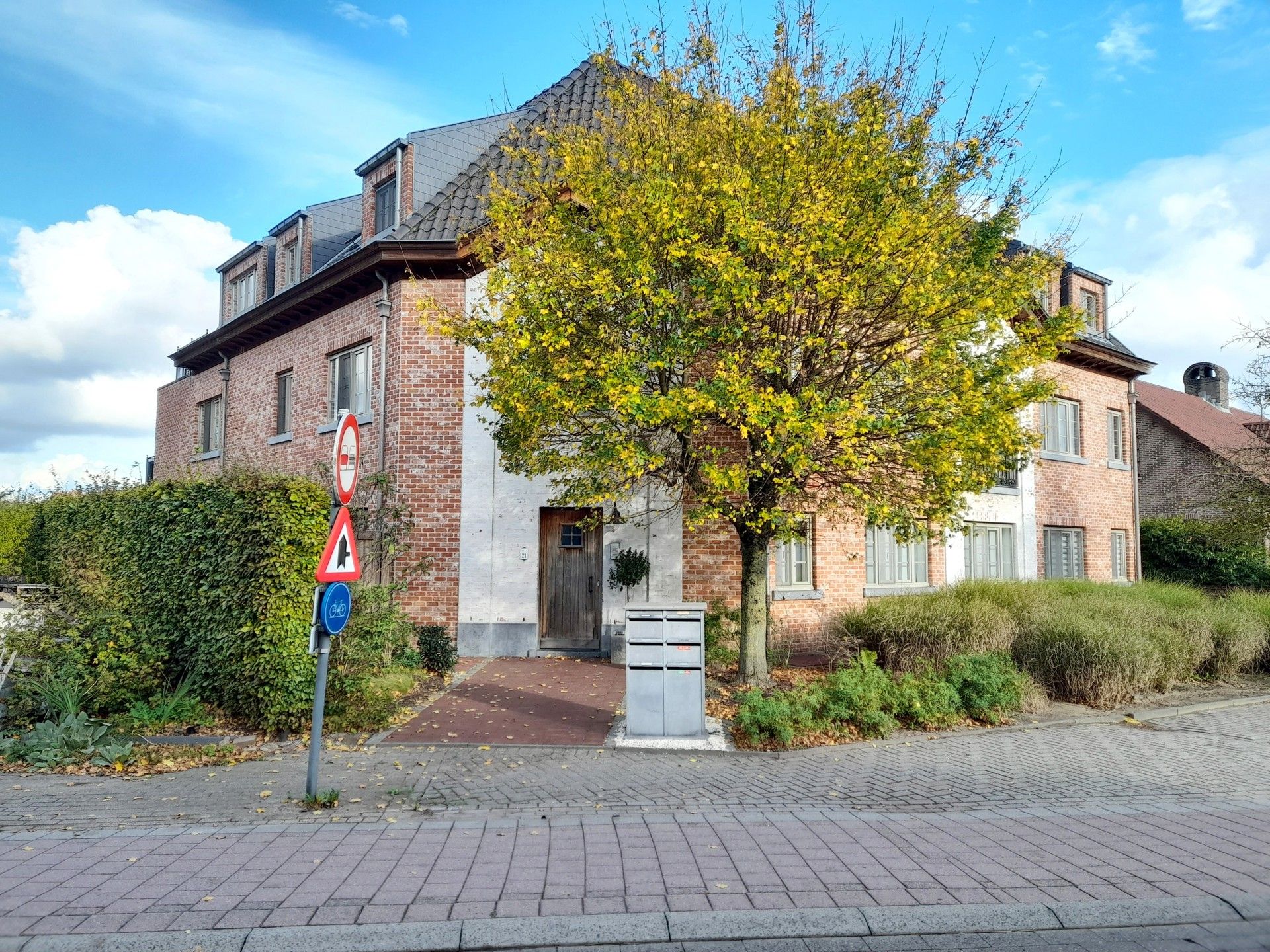 2-slpk-appartement met groot terras, berging en autostaanplaats foto 2