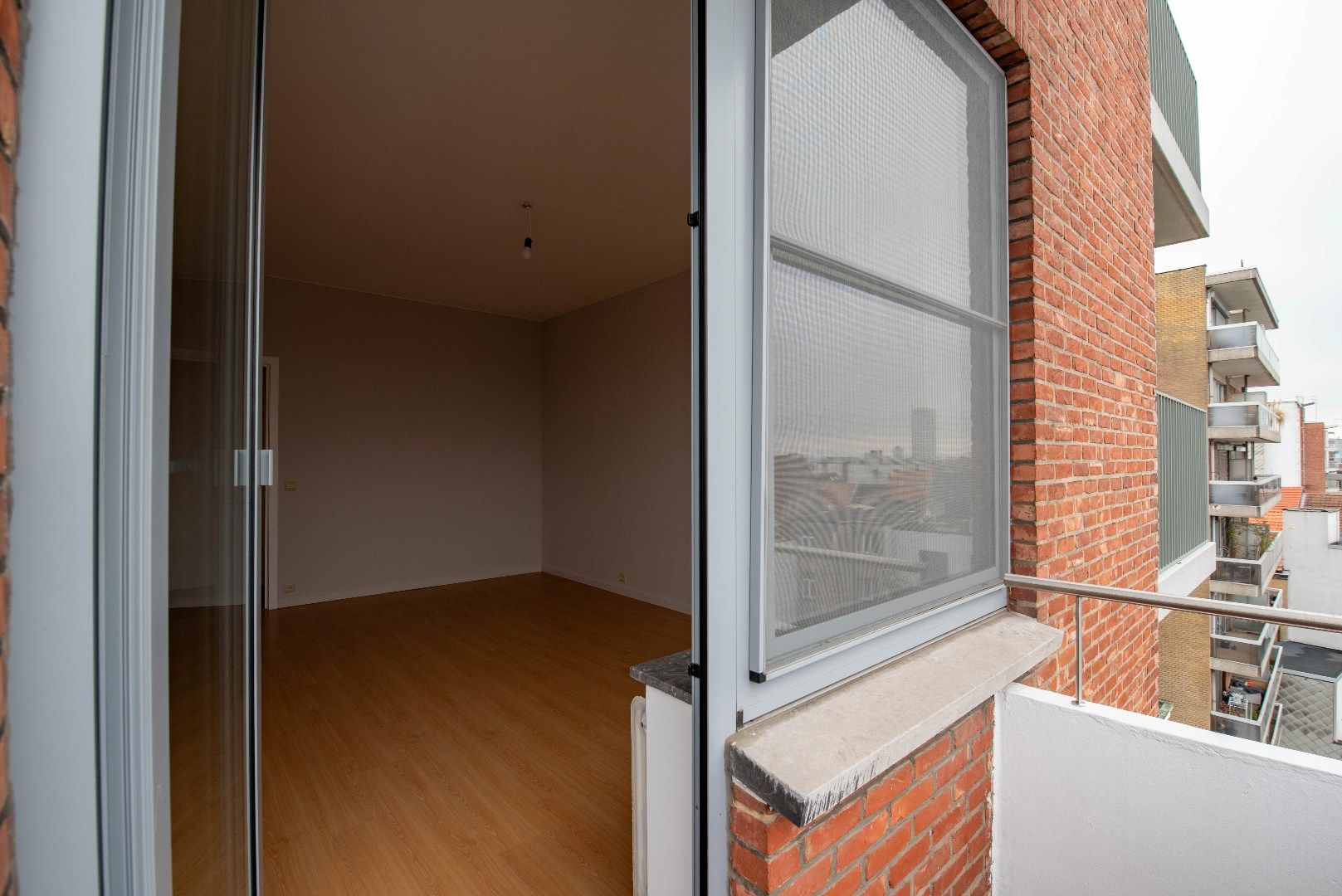 Riant appartement met 2 ruime slaapkamers foto 13