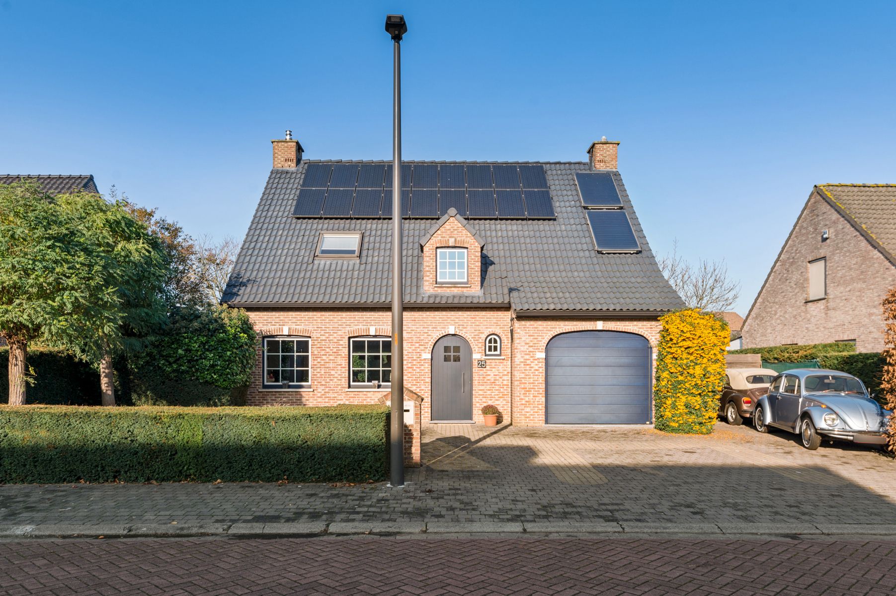 Energiezuinige villa met zwembad in een doodlopende straat. foto 30