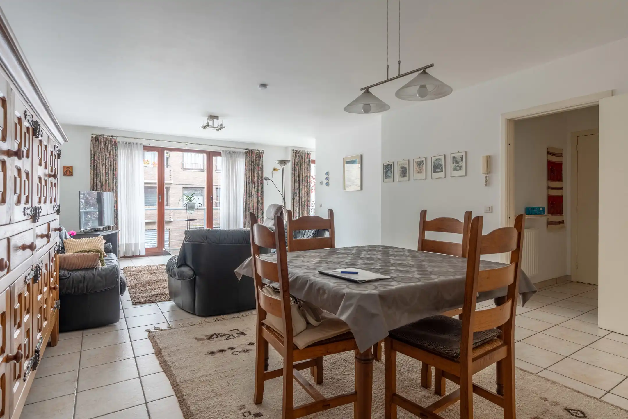 2 slpk appartement inclusief terras en garage te Turnhout. foto 3