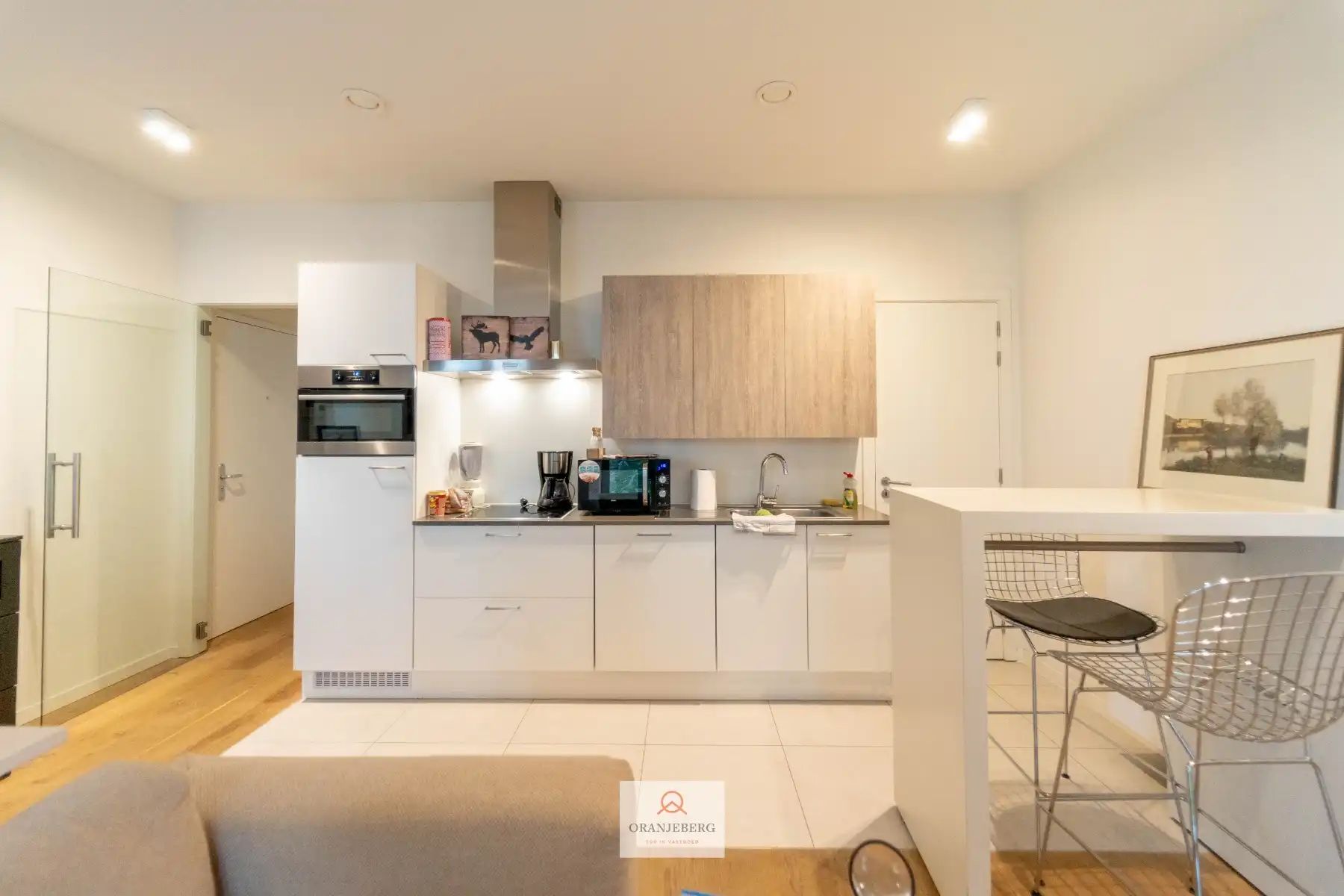 Moderne gelijkvloerse studio met terras te Gent foto 7