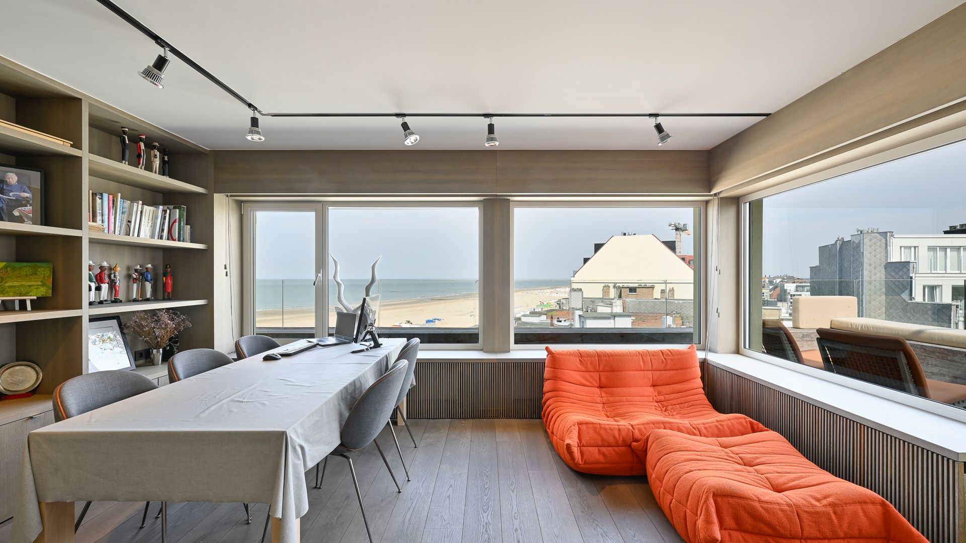 Magnifiek hoekappartement met zalig zicht op zee en de kustlijn foto 34