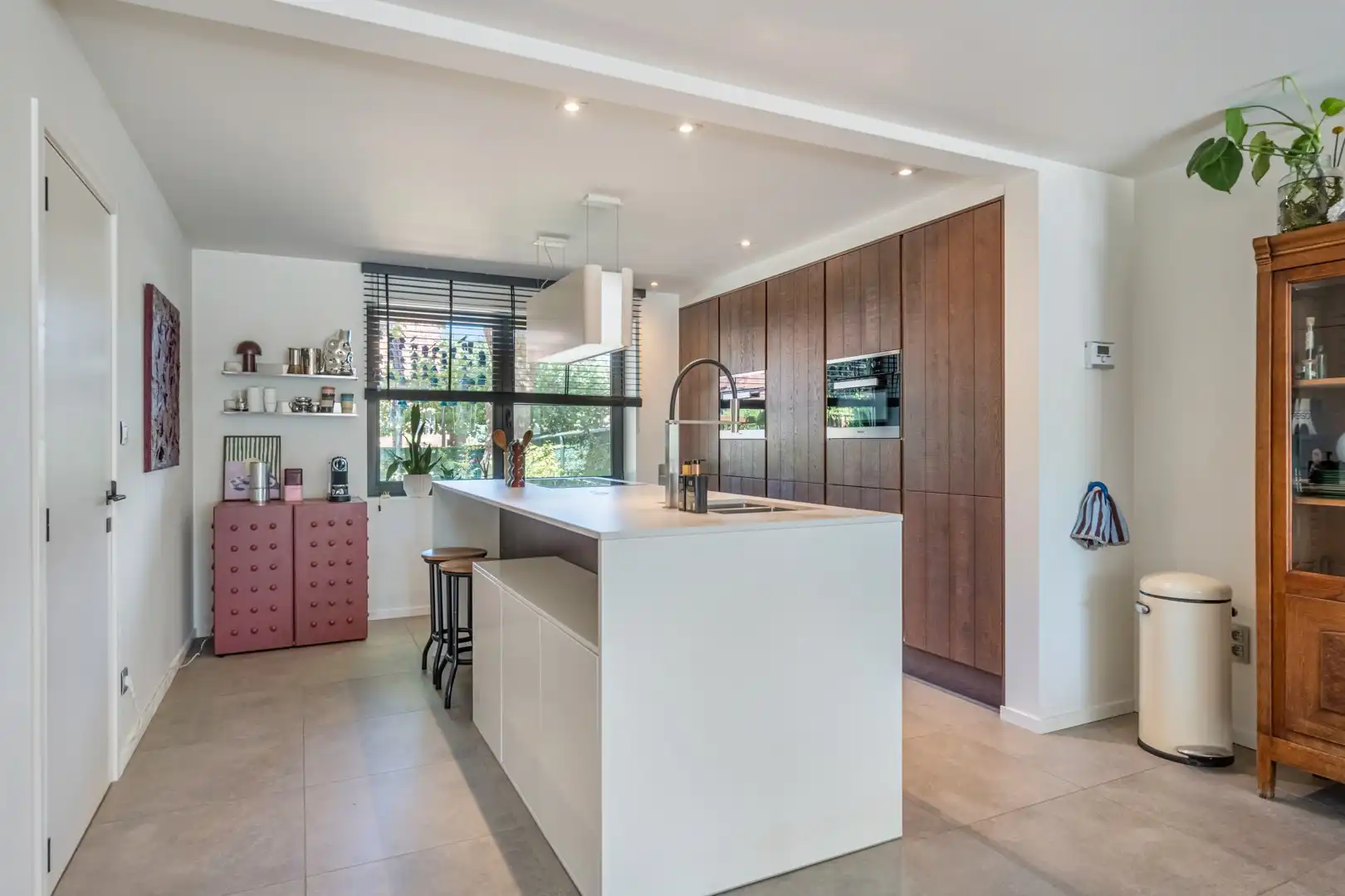 Gerenoveerde woning met 3 slaapkamers te Maasmechelen foto 9