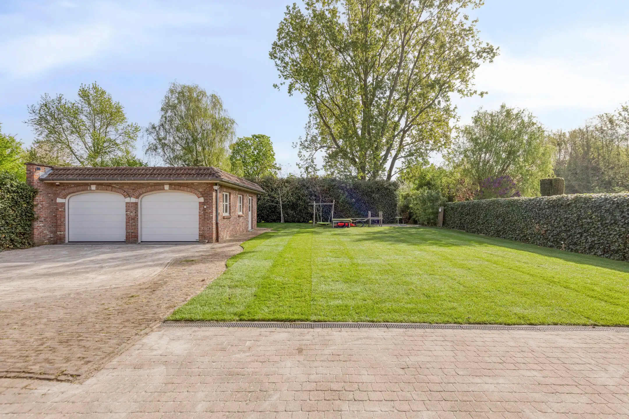 Klassevolle woning en zonnige tuin op een uitstekende ligging foto 27
