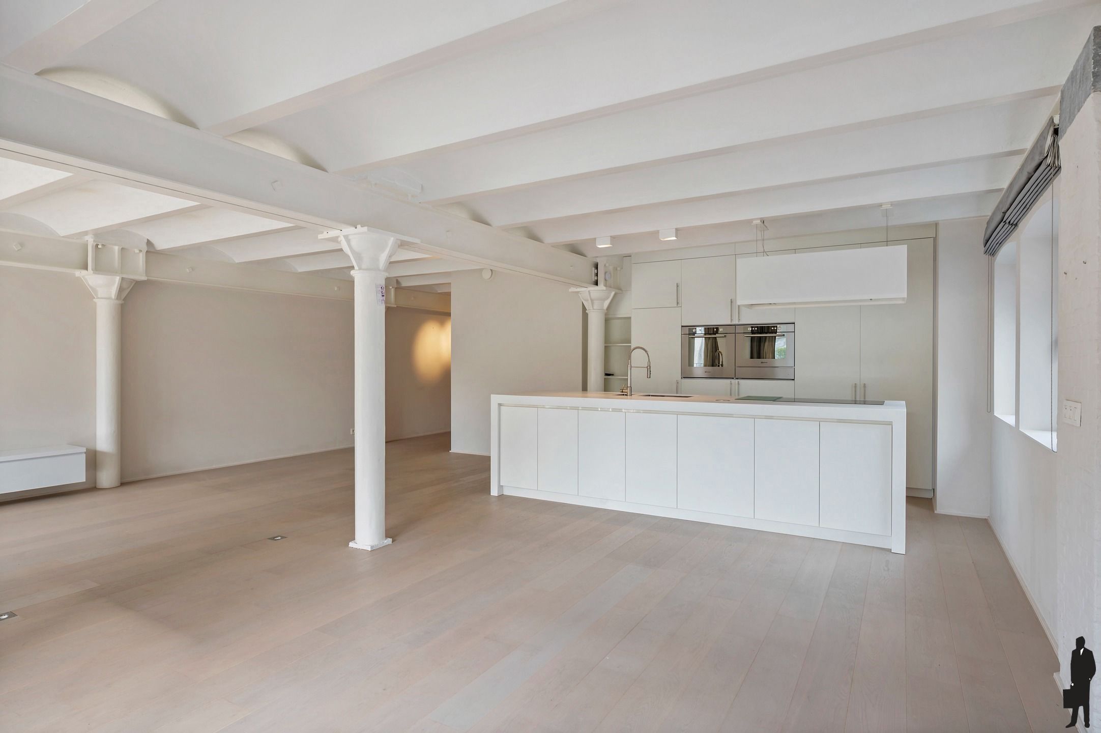 Luxe loft in het bruisende centrum van Antwerpen met zonnig terras foto 3