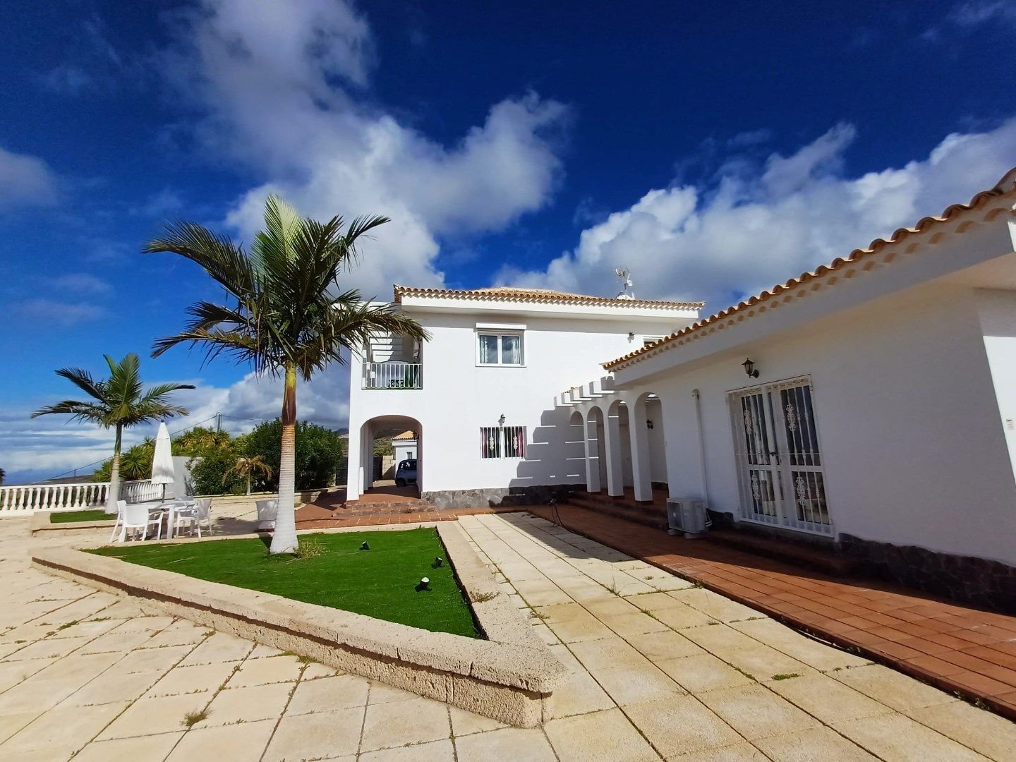 Prachtige villa in Piedra Hincada Guia de isora, Tenerife met adembenemend zeezicht! foto 7