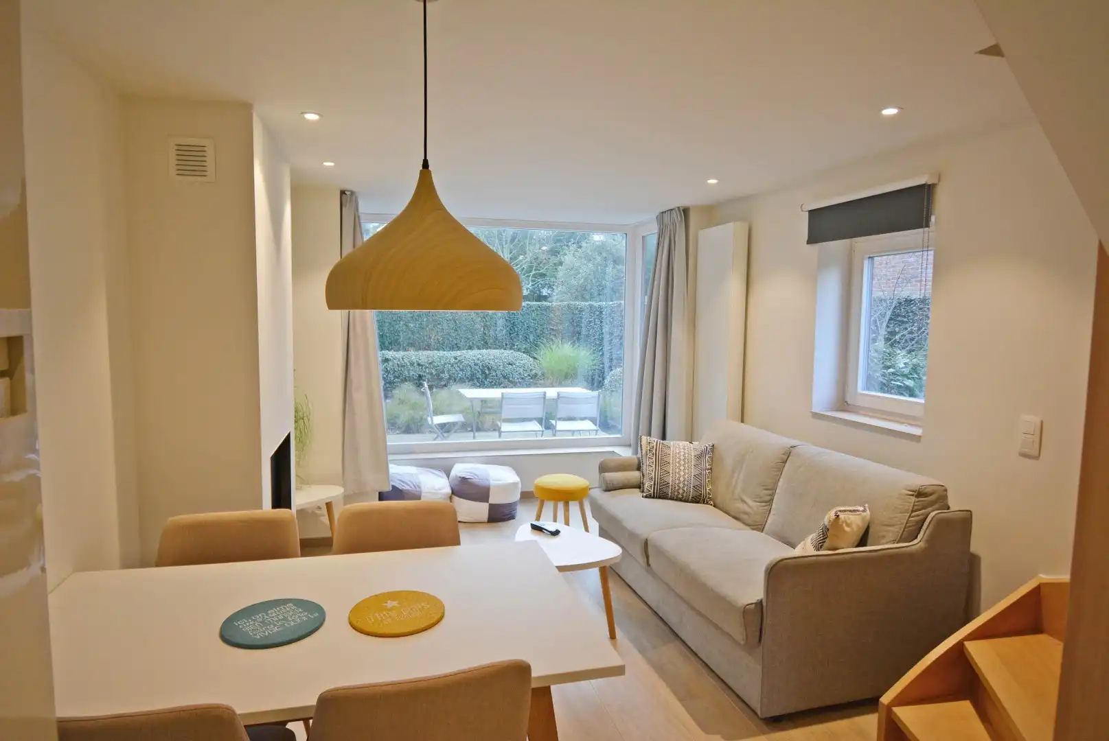 Charmante woning met tuin, terras en 2 slaapkamers. foto 3